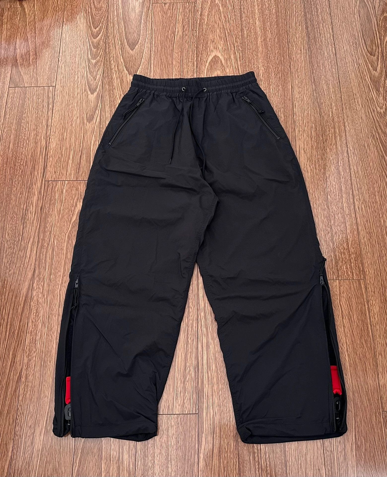 N.Hoolywood N.HOOLYWOOD MIL TPES TRACK PANTS 23AW JPN PERTEX 36W NWT TAG Size US 36 / EU 52 - 1 Thumbnail