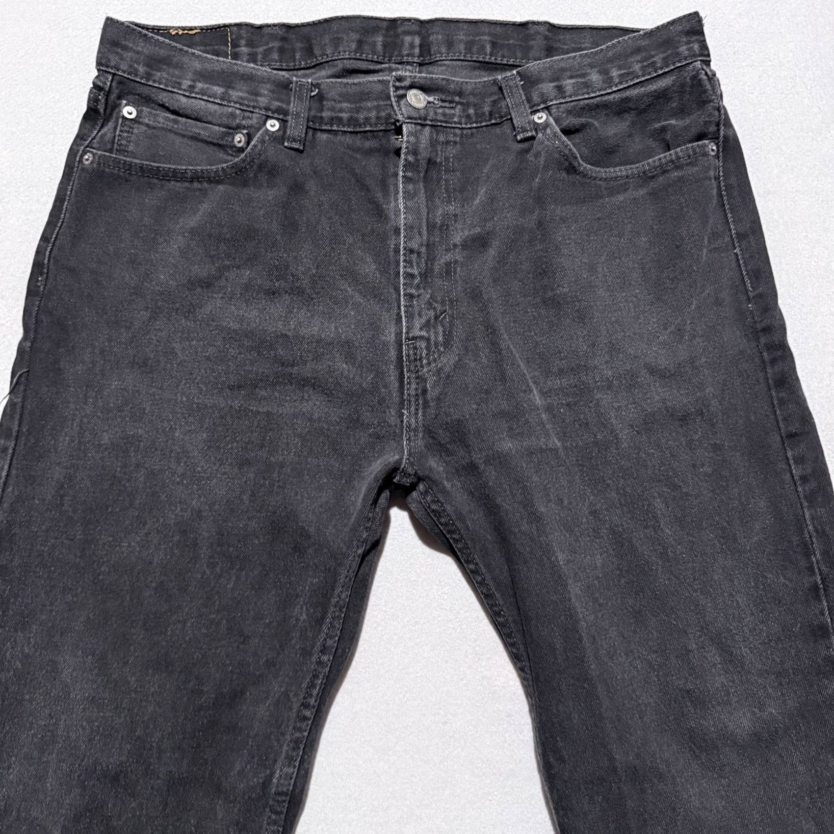 Levi's Levi's 505 Jeans Men's Black Denim Mid Rise Zip Fly Straight Leg 38x32 Regular Men Jeans Black Levi's 505 Cowboy Pattern Holiday 90s Mens Size US 38 / EU 54 - 3 Thumbnail