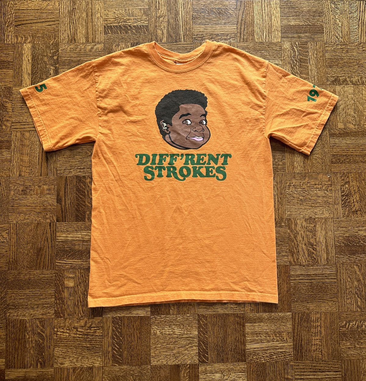Vintage Vintage Y2K Different Strokes TV Sitcom Graphic Tee Size US M / EU 48-50 / 2 - 1 Thumbnail