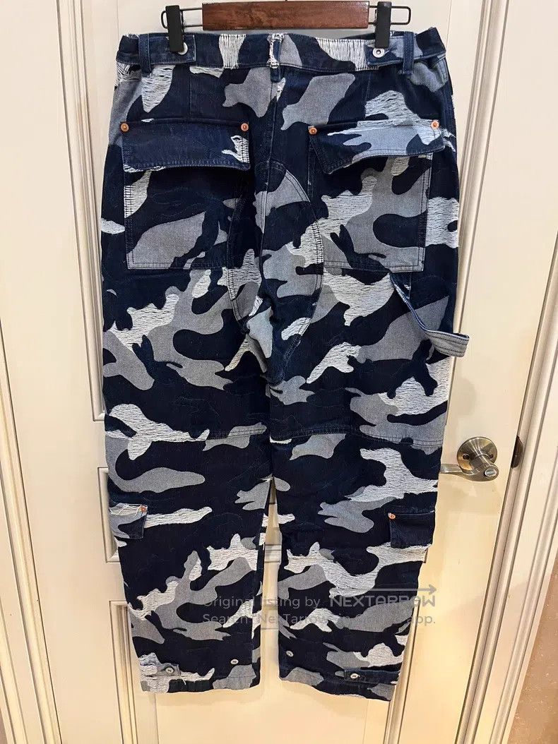 Valentino Valentino Camouflage wide-leg cargo multi-pocket jeans Size US 30 / EU 46 - 5 Thumbnail