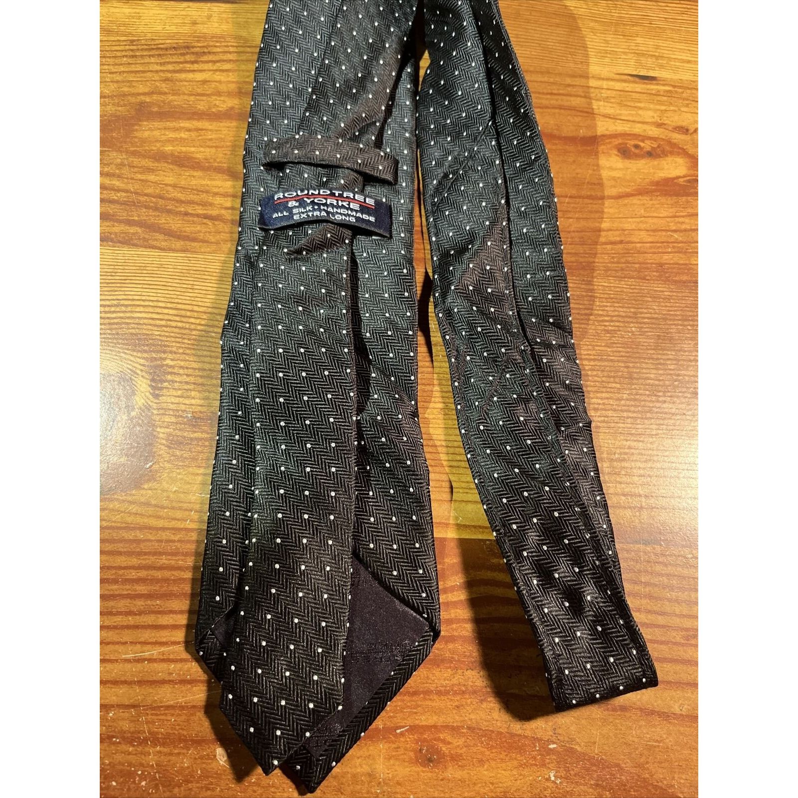 Roundtree & Yorke Roundtree Yorke Men’s Black White Dot Silk Geometric Necktie Size ONE SIZE - 4 Thumbnail