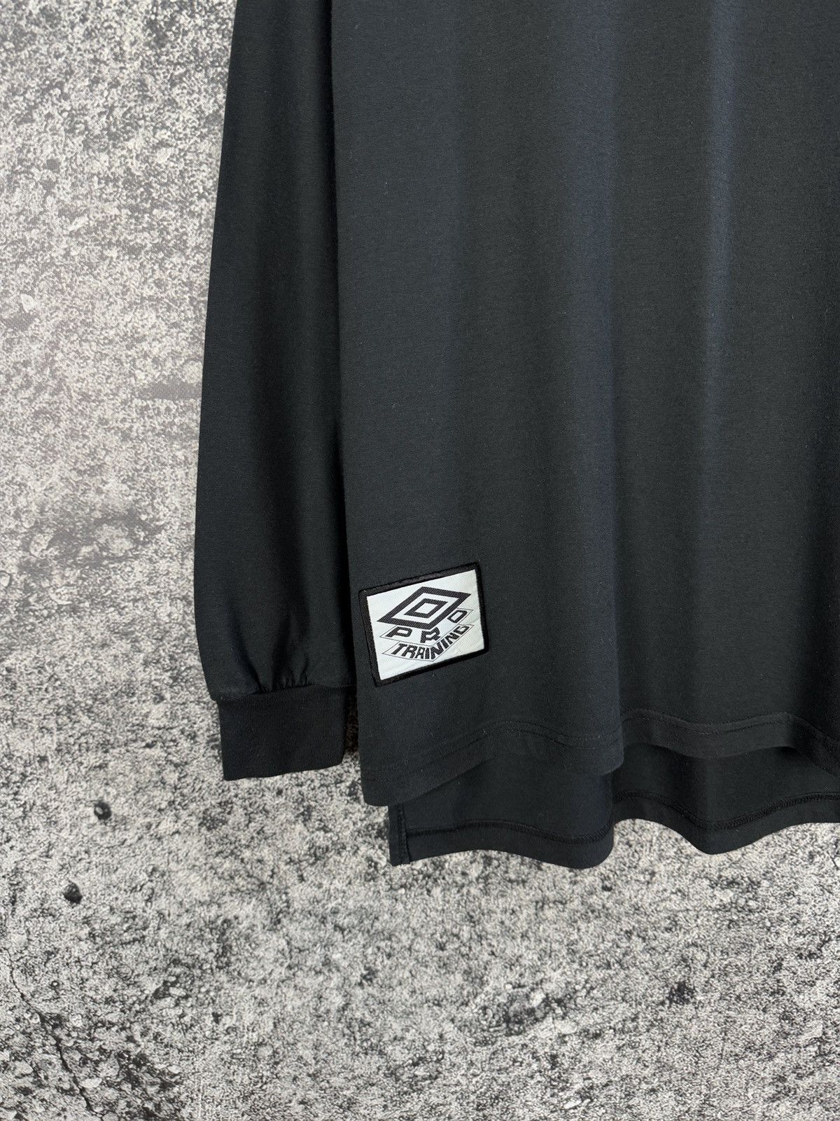 Umbro Men’s Umbro Pro Training Long Sleeve T-Shirt Vintage Size L Size US L / EU 52-54 / 3 - 4 Thumbnail