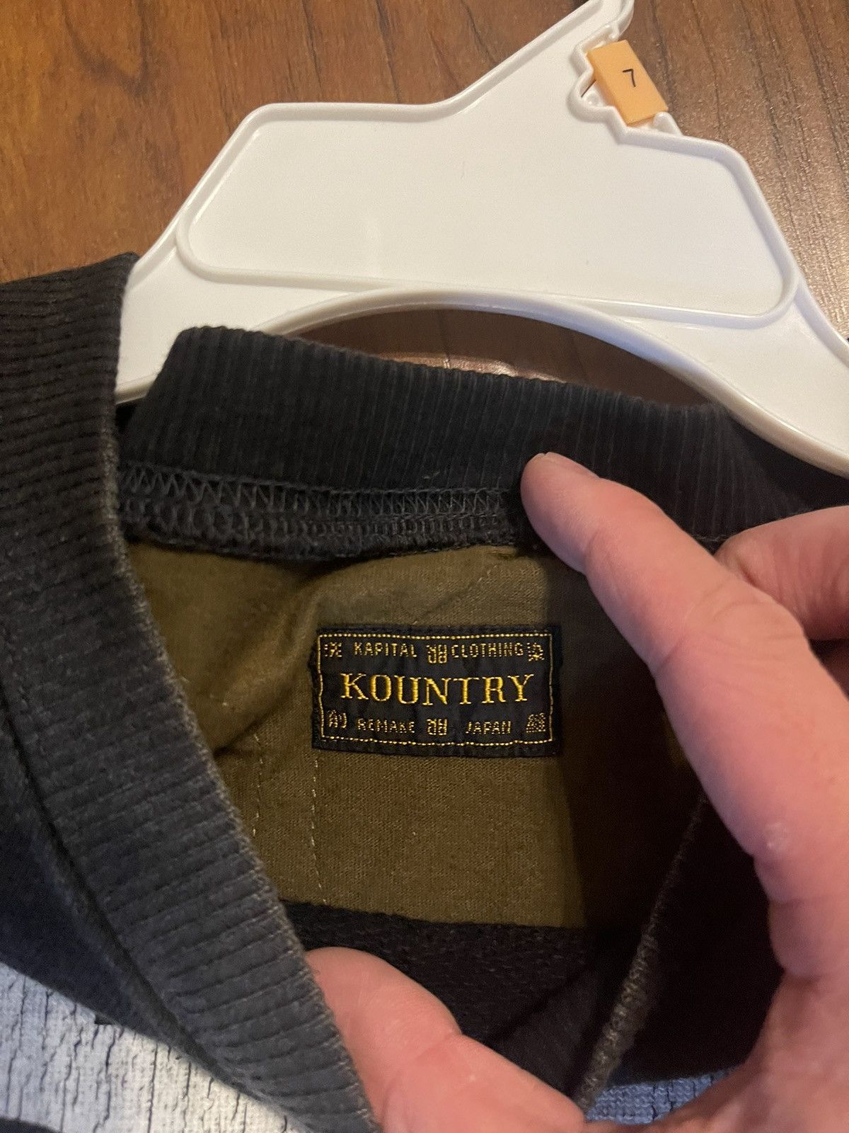 Kapital Kapital Sweater/Sweatshirt Size L GENTLY WORN Size US L / EU 52-54 / 3 - 5 Thumbnail