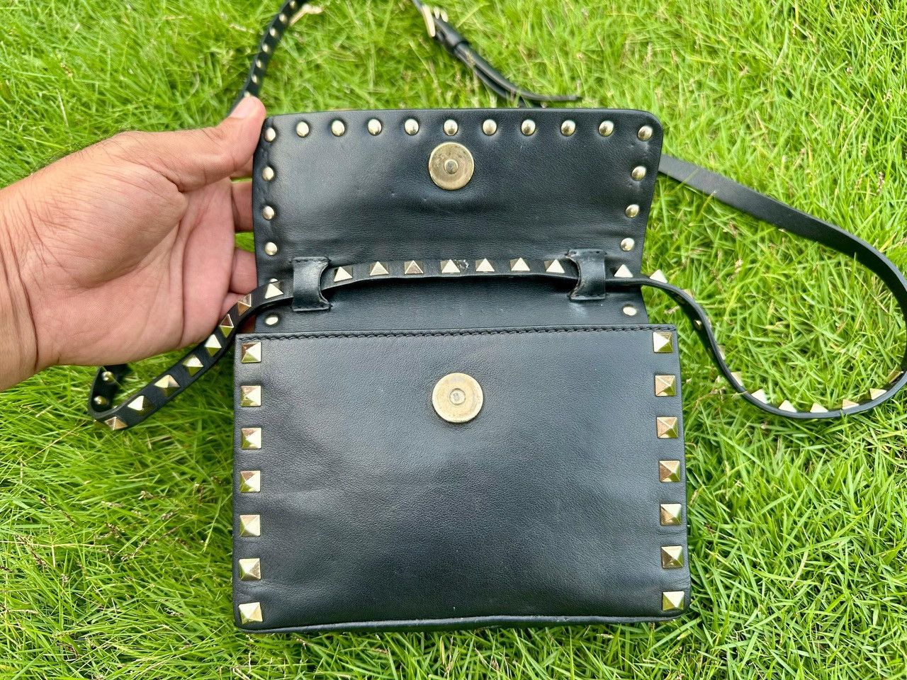 Valentino Authentic Valentino Garavani Rockstud Small Crossbody Bag Size ONE SIZE - 3 Thumbnail