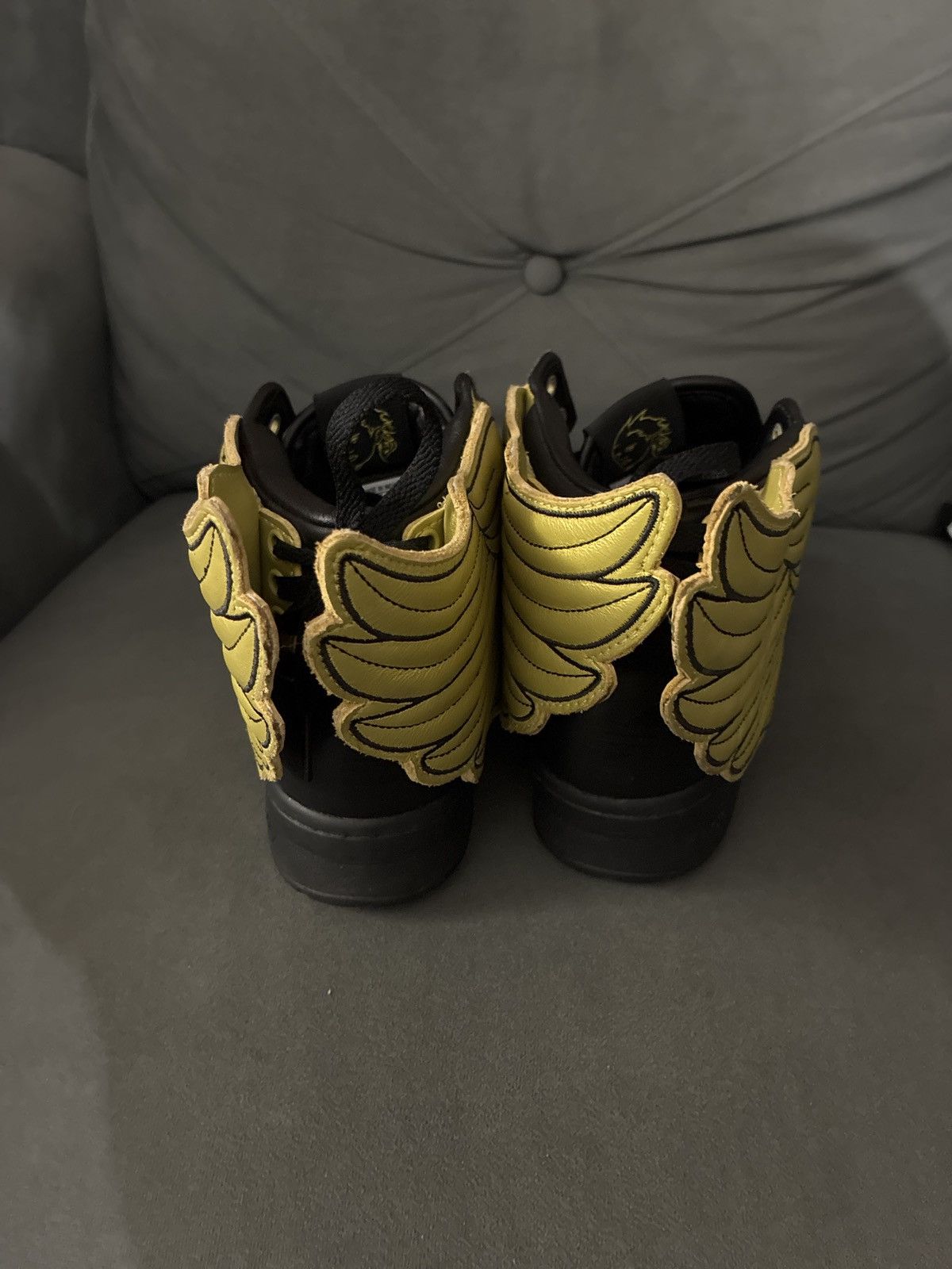 Adidas × Jeremy Scott Jeremy Scott X Adidas Wings 2.0 Black and Gold size 8 Size US 8 / EU 41 - 3 Thumbnail