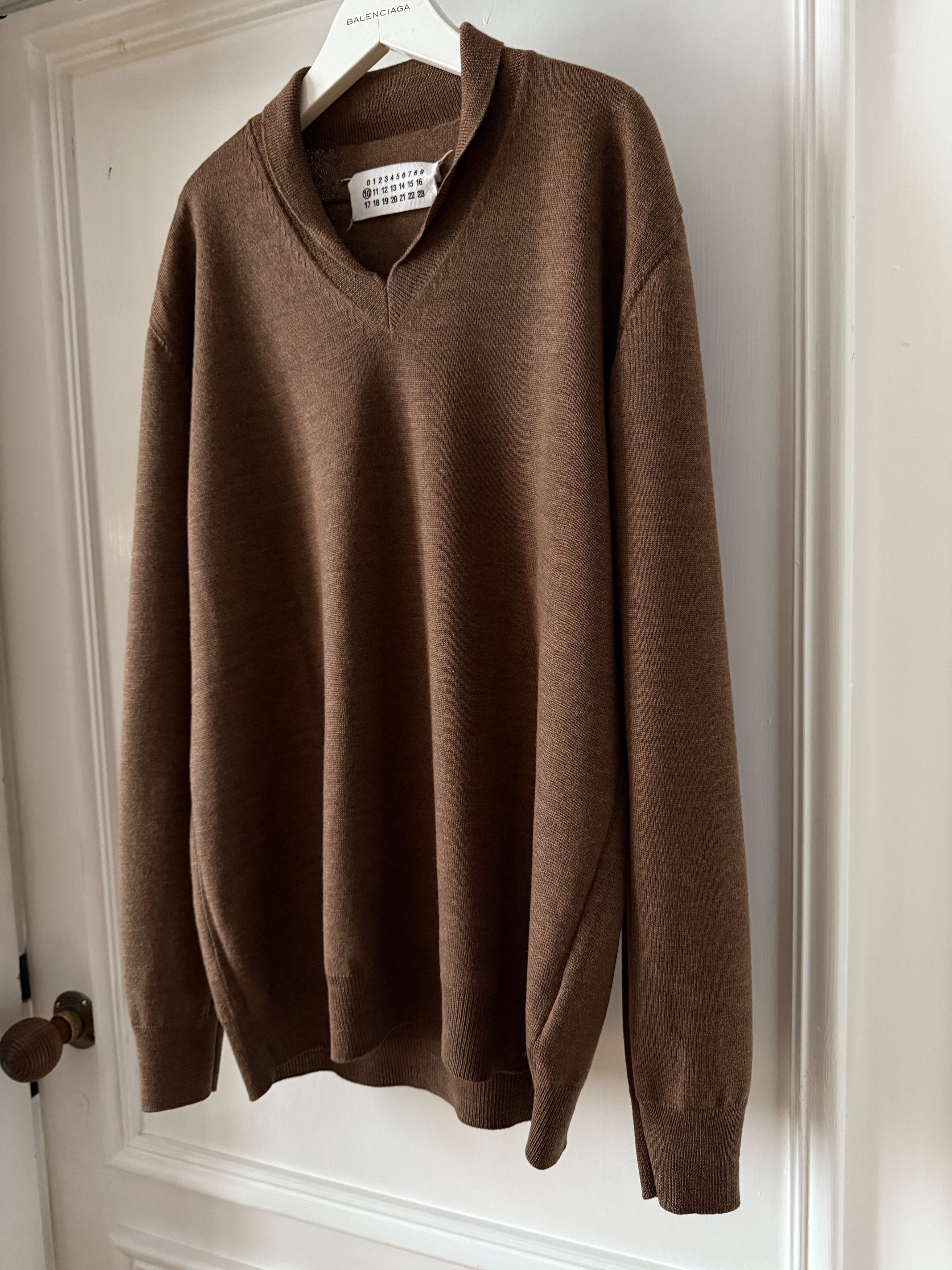 Maison Margiela MAISON MARTIN MARGIELA SWEATER IN SIZE M Size US M / EU 48-50 / 2 - 2 Thumbnail