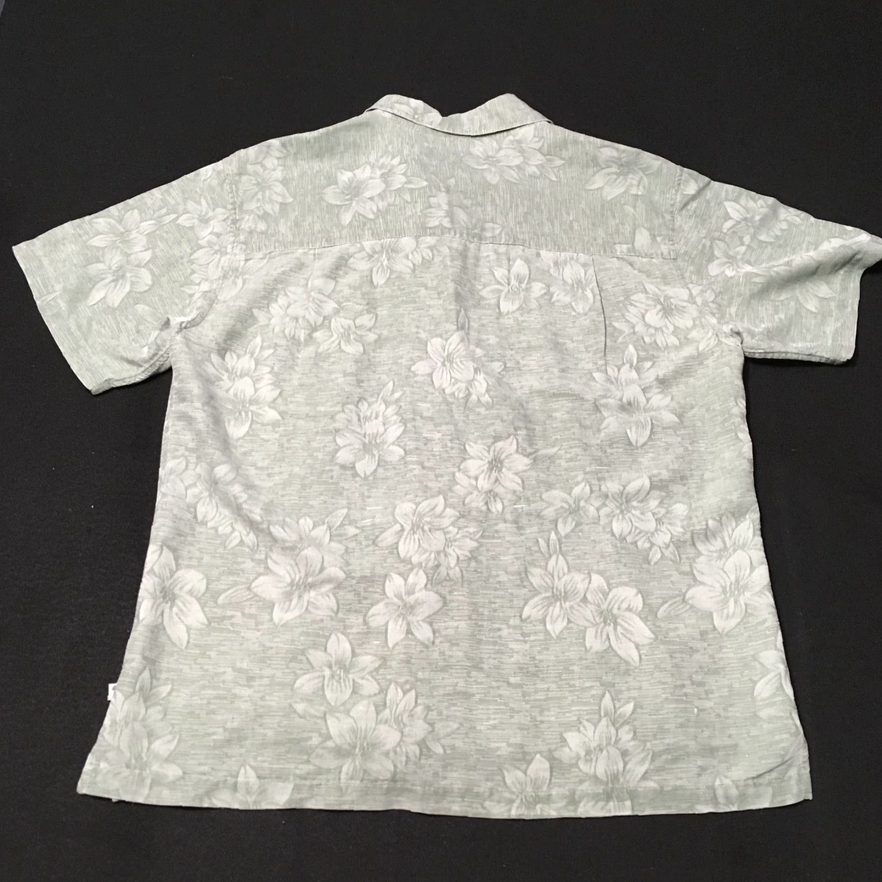 Vintage Island Shores Mens Button-Up Shirt Floral Silk Green L Shirt Size US L / EU 52-54 / 3 - 7 Thumbnail