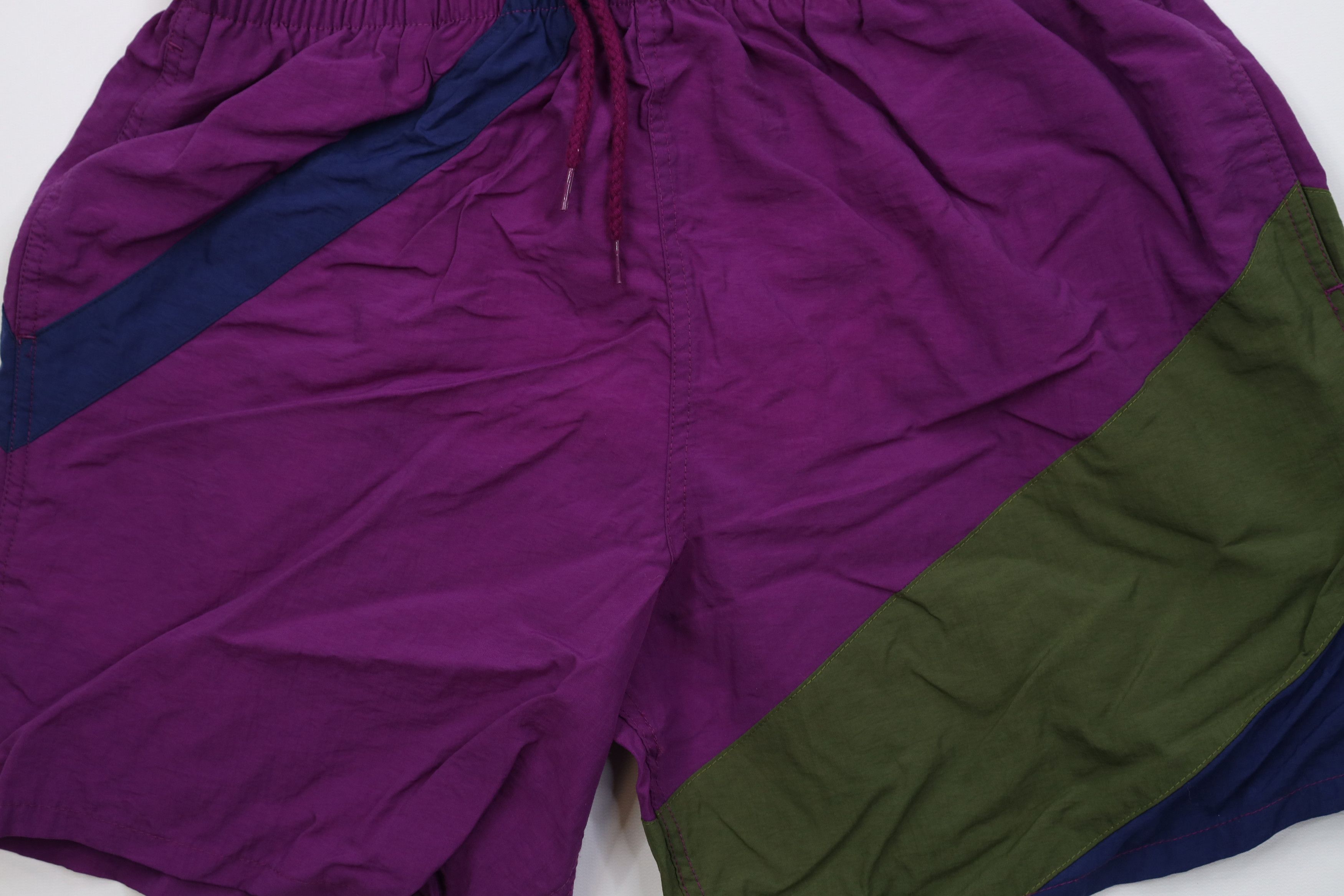 Vintage Vintage 90s Streetwear Striped Lined Shorts Swim Trunks Size US 34 / EU 50 - 3 Thumbnail