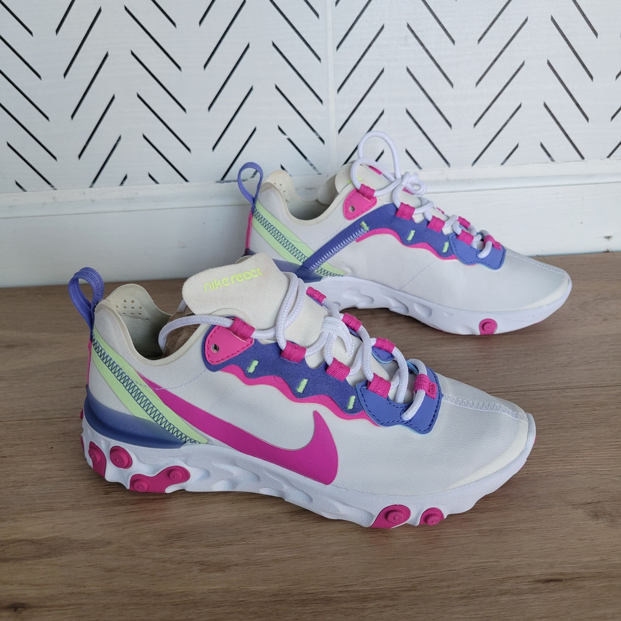 Nike ⭐Nike React Element 55 Womens Athletic Running Shoes 5 Whit Size US 5 / IT 35 - 10 Thumbnail