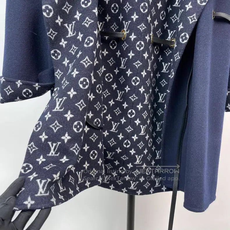 Louis Vuitton Louis Vuitton Dark blue floral print printed thin leather Size XS / US 0-2 / IT 36-38 - 5 Thumbnail