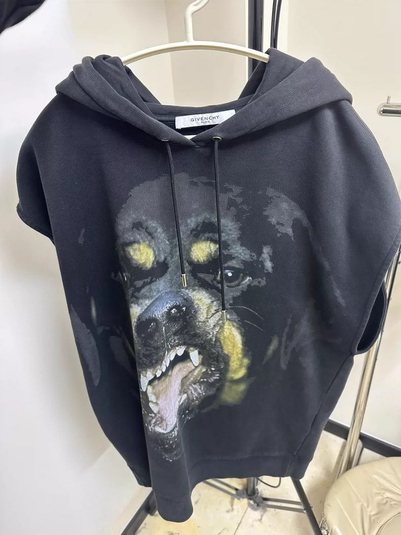 Givenchy Givenchy Classic Dog Head Print Sleeveless Hooded Vest Size US S / EU 44-46 / 1 - 1 Thumbnail