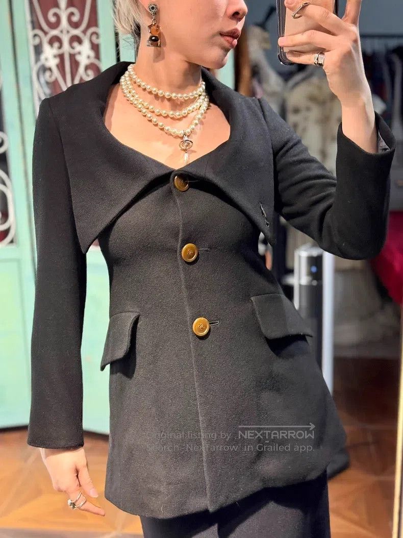 Vivienne Westwood Vivienne Westwood Asymmetrical collar large collarhole Sat Size S / US 4 / IT 40 - 2 Thumbnail