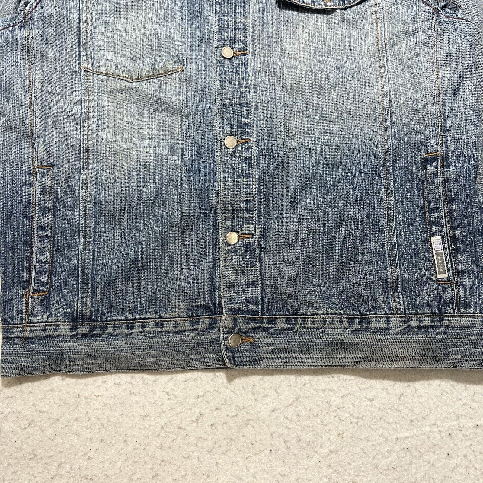 GB GB Black Label Large Jean Jacket Light Blue Distressed Size US L / EU 52-54 / 3 - 6 Thumbnail
