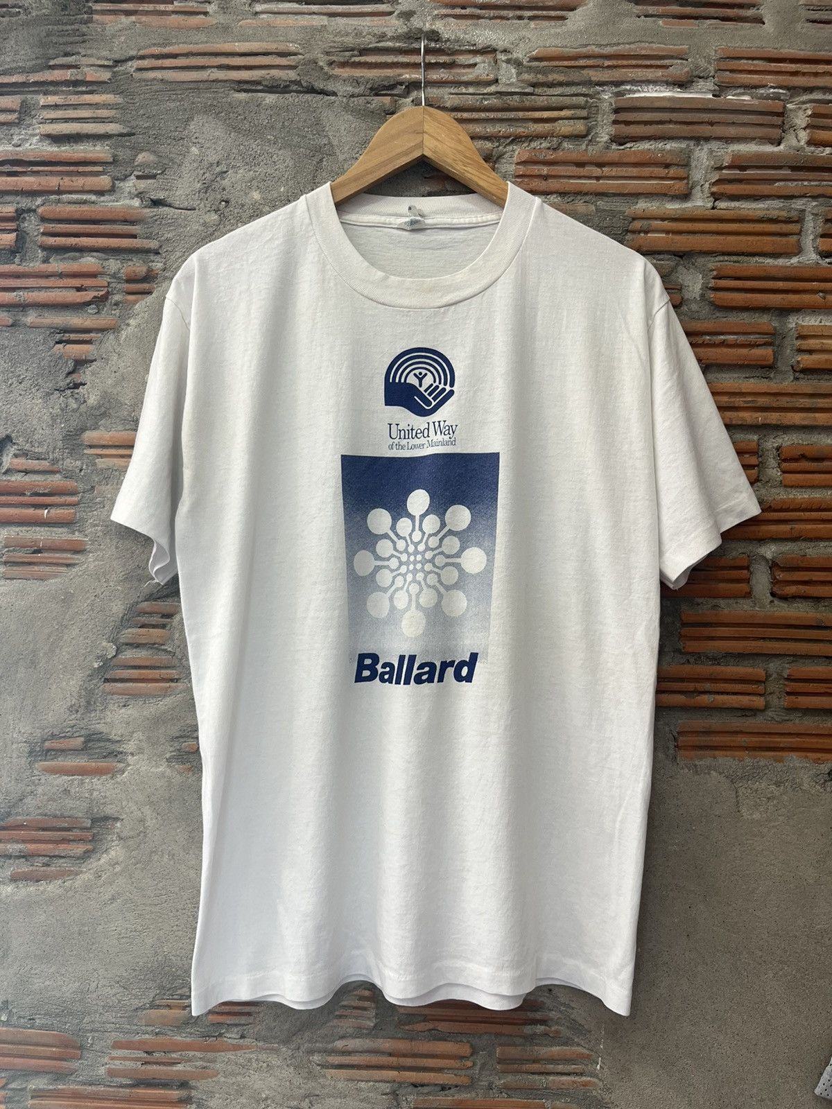 Arts & Science Vtg United Way of the Lower Mainland Ballard Company 80’s Size US L / EU 52-54 / 3 - 2 Thumbnail