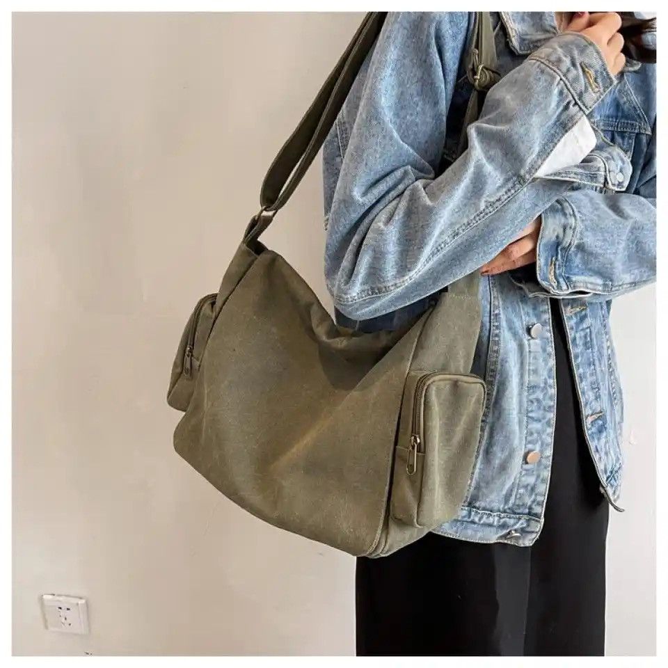 Japanese Brand Canvas Messenger Bag Size ONE SIZE - 3 Thumbnail