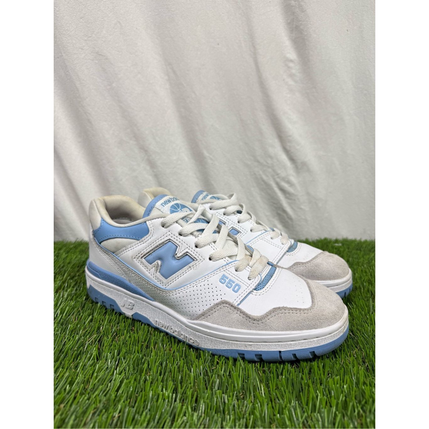 New Balance Size 8 - New Balance 550 White Blue Haze UNC OG box Fire Size US 8 / EU 41 - 1 Thumbnail