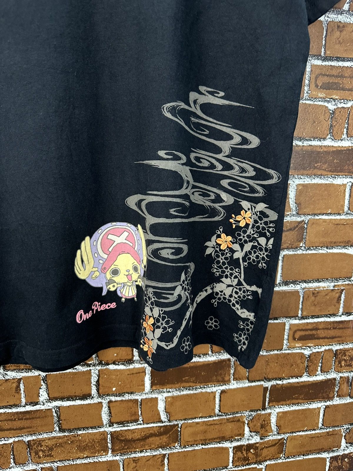 One Piece Anime One Piece X Sukajan Deformed Tshirt A941 Size US M / EU 48-50 / 2 - 3 Thumbnail