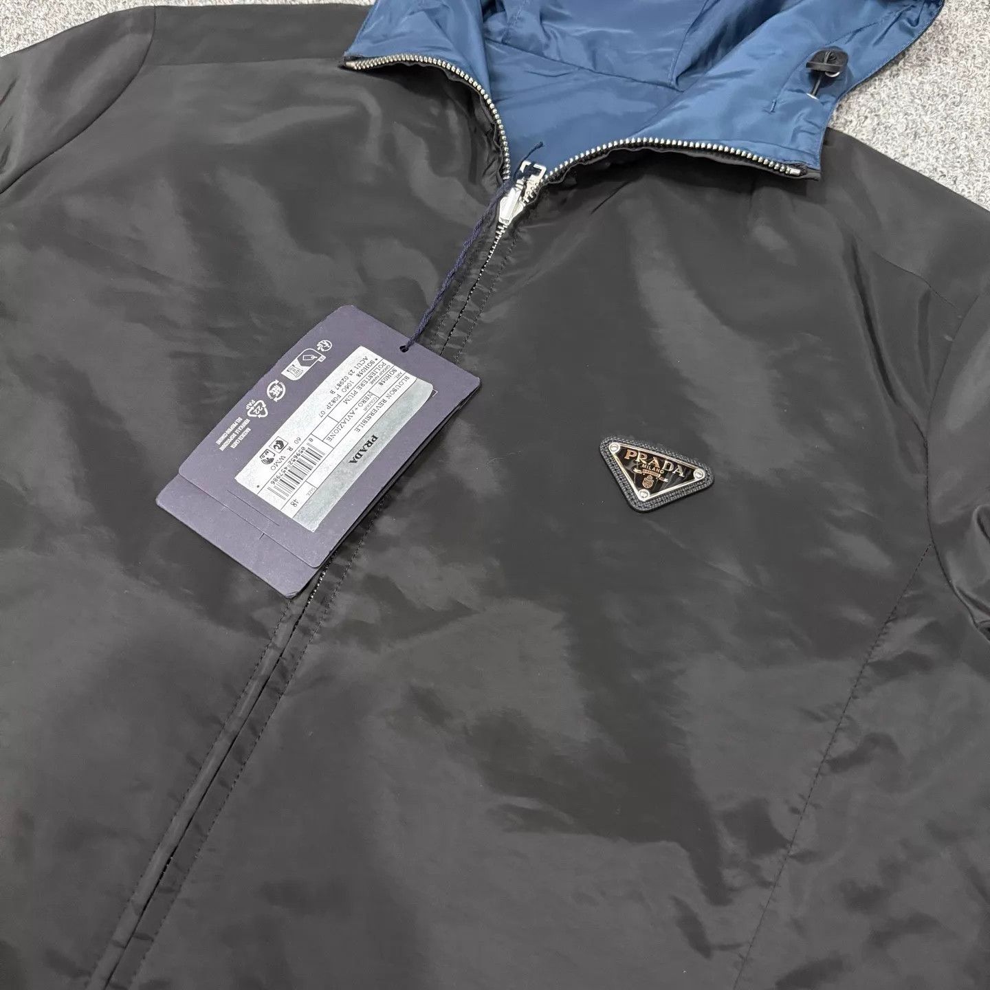 Prada Prada Black & Blue Double-Sided Nylon Jacket Tri Logo 48 Size US M / EU 48-50 / 2 - 3 Thumbnail