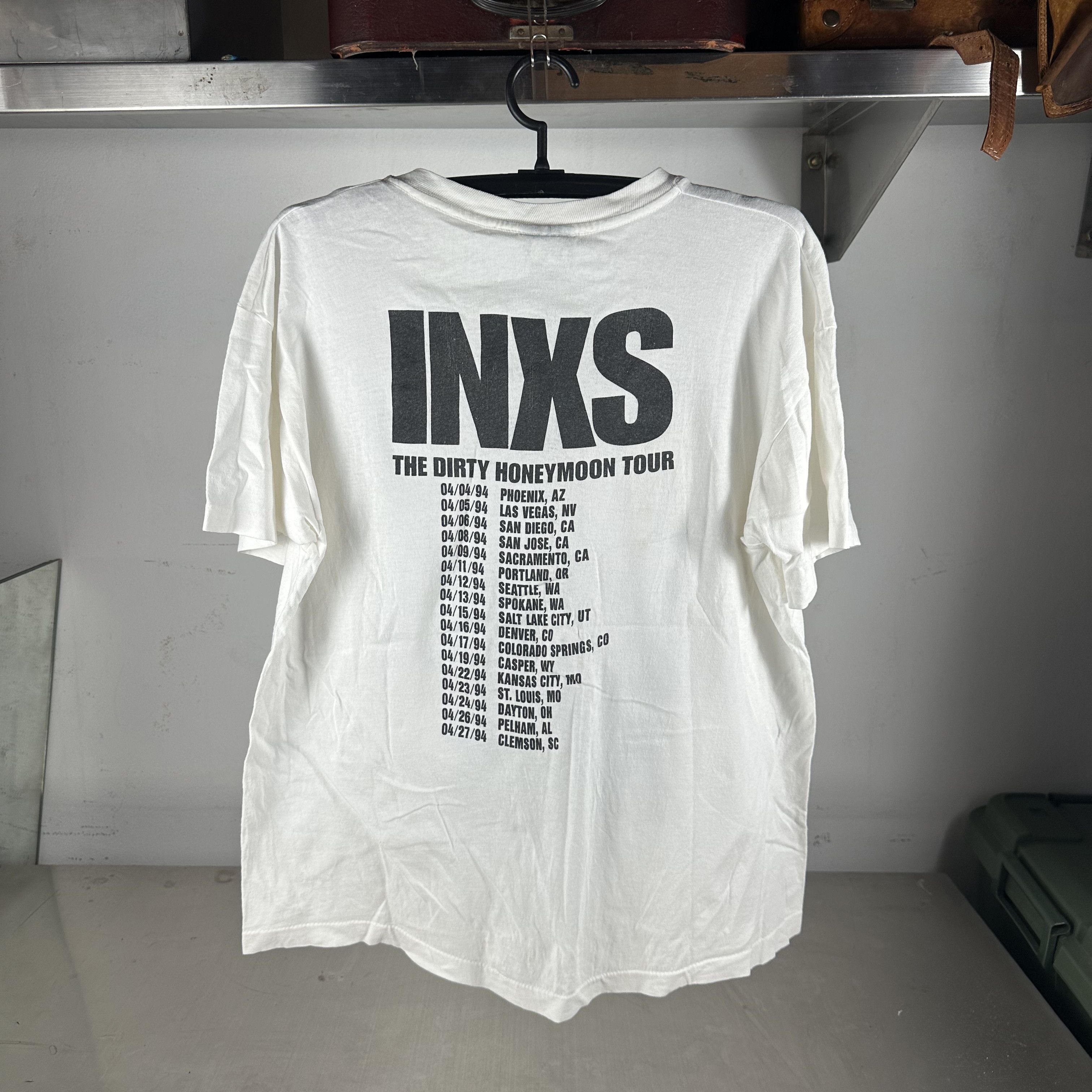 Vintage ​​​Vintage 1994 INXS The Dirty Honeymoon Tour T-shirt Size US XL / EU 56 / 4 - 3 Thumbnail