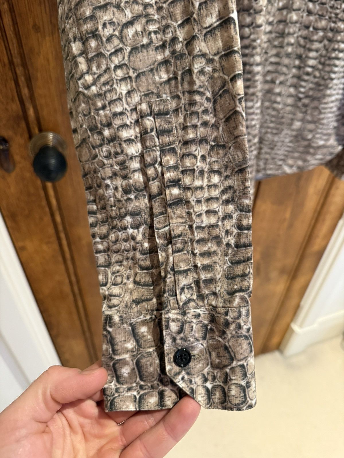 Saint Laurent Paris SS14 Saint Laurent crocodile shirt Hedi Slimane 40 Size US L / EU 52-54 / 3 - 16 Thumbnail