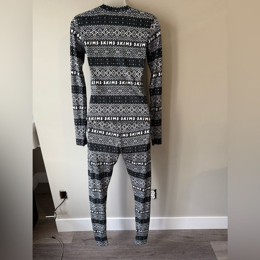 SKIMS SKIMS Black and White Patterned Pajamas Size M / US 6-8 / IT 42-44 - 3 Thumbnail