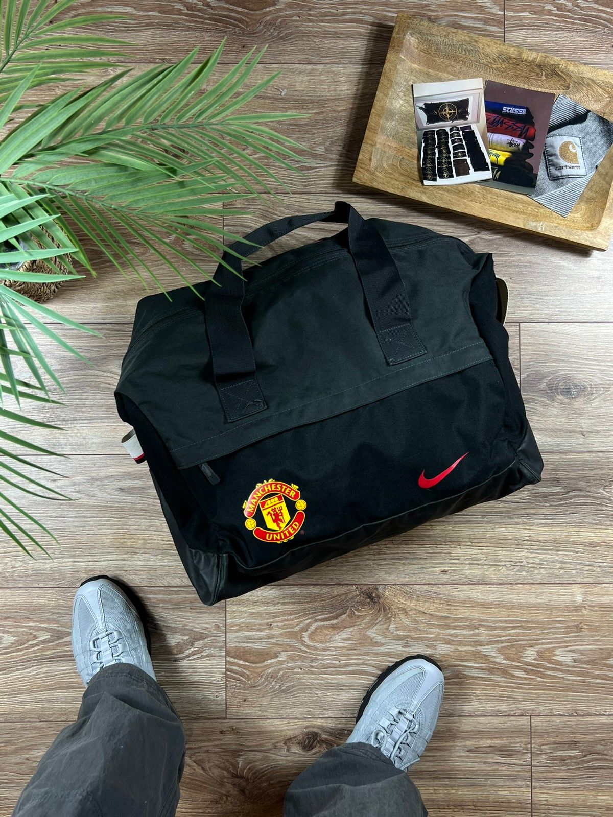 Pre-owned Nike X Vintage Nike Swoosh Manchester United Travel Shoulder Bag In Black