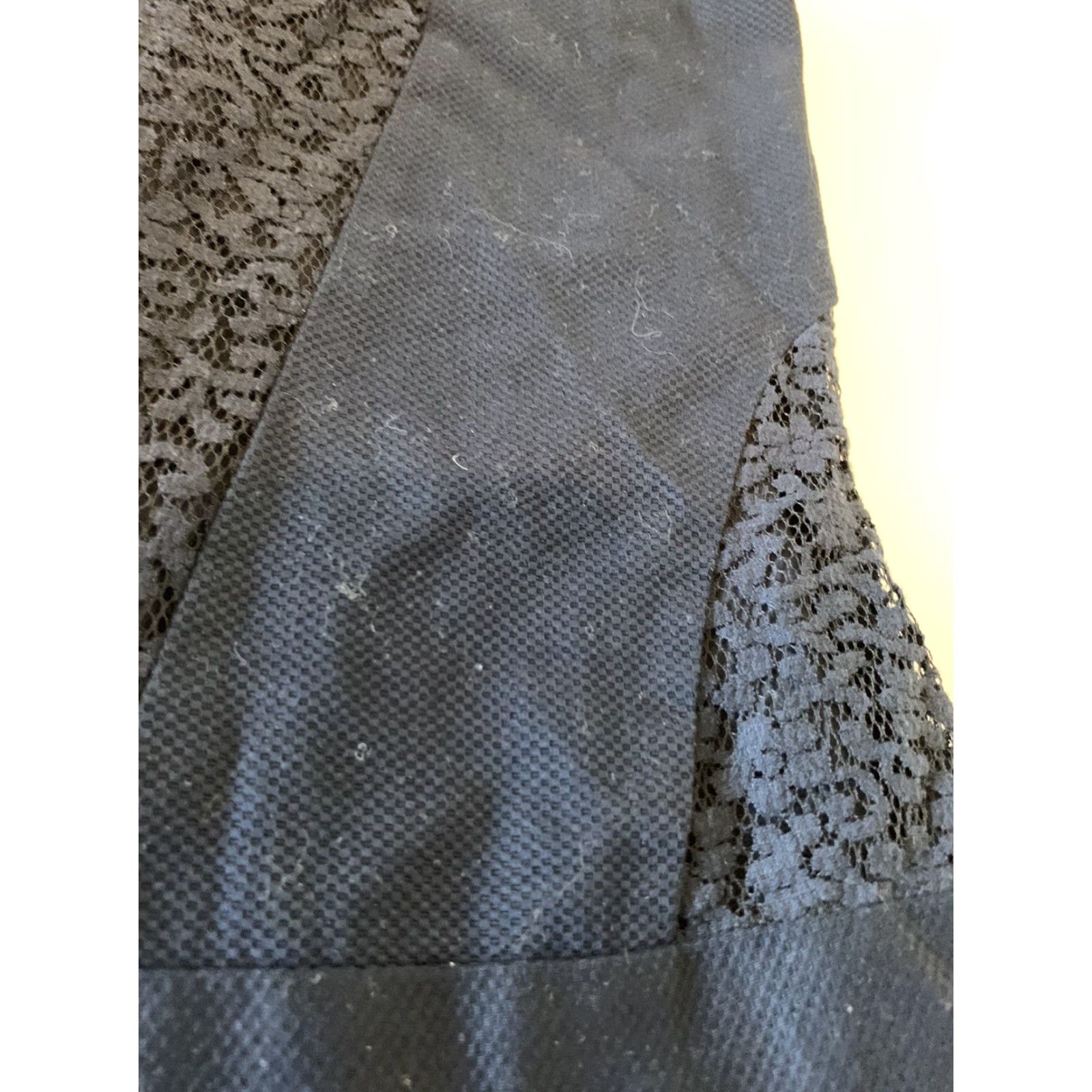 Ann Taylor VINTAGE Ann Taylor Loft Sleeveless Lace Accent Dress Women 4P Navy Blue Party/Cocktail Knee Length Size S / US 4 / IT 40 - 2 Thumbnail
