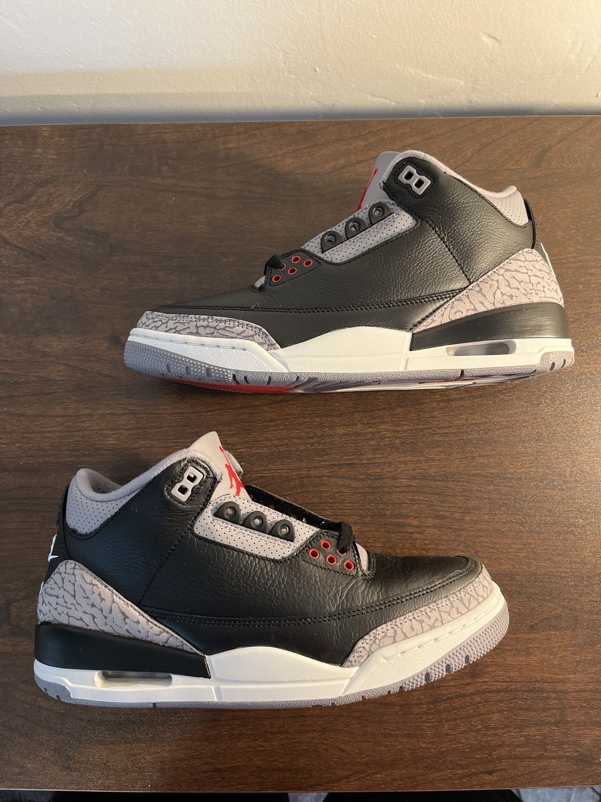 Jordan Brand × Nike Jordan 3 Black Cement 2024 Size US 8.5 / EU 41-42 - 2 Thumbnail