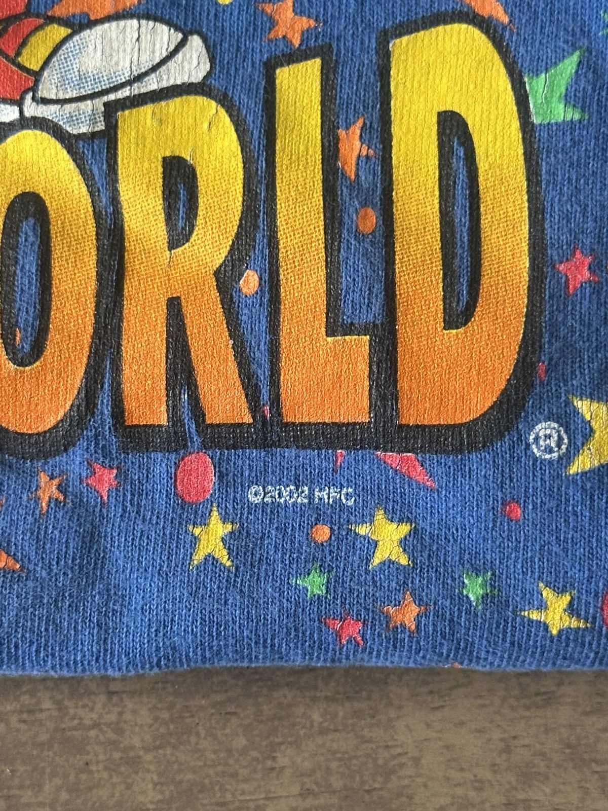 Vintage Med/L 2002 Hersheys Chocolate World Blue T-Shirt No Size Tag Size US L / EU 52-54 / 3 - 4 Thumbnail