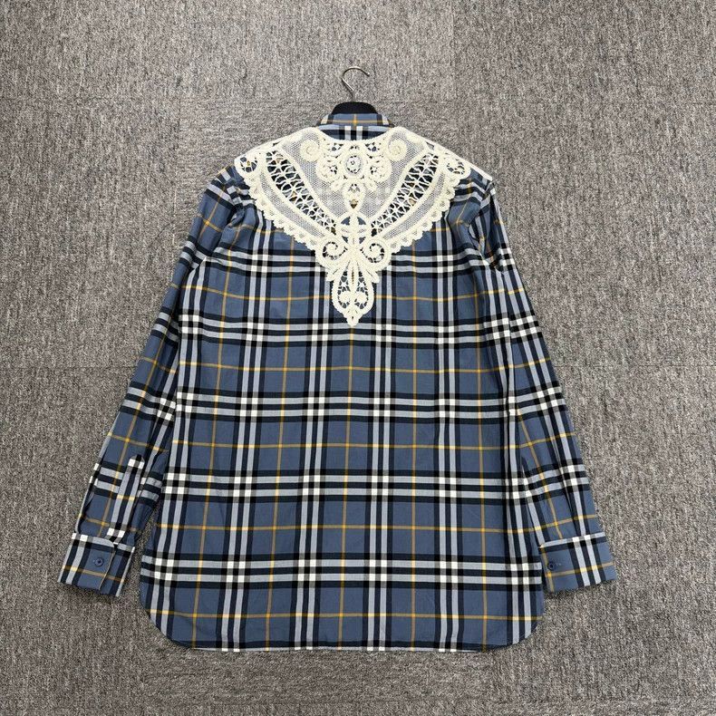 Burberry Burberry Burberry Lace Decorated Long Sleeve Shirt-2507 Size US L / EU 52-54 / 3 - 2 Thumbnail