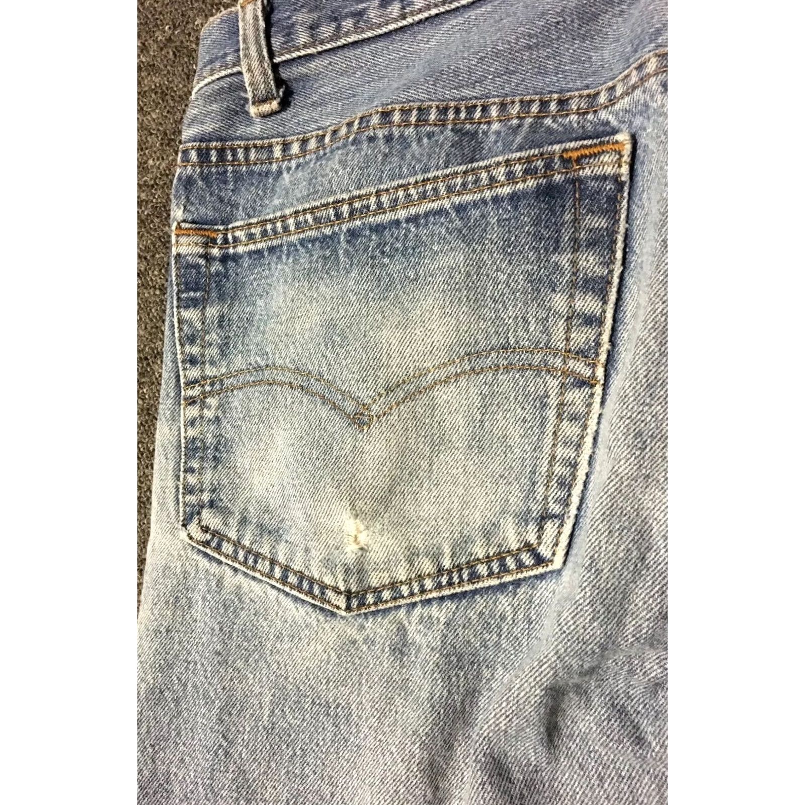 Levi's VINTAGE Levi’s 501 Jeans Button Fly 36/30 Distressed Blue USA 80s 90s Men Denim Straight Shirt) Size US 36 / EU 52 - 5 Thumbnail