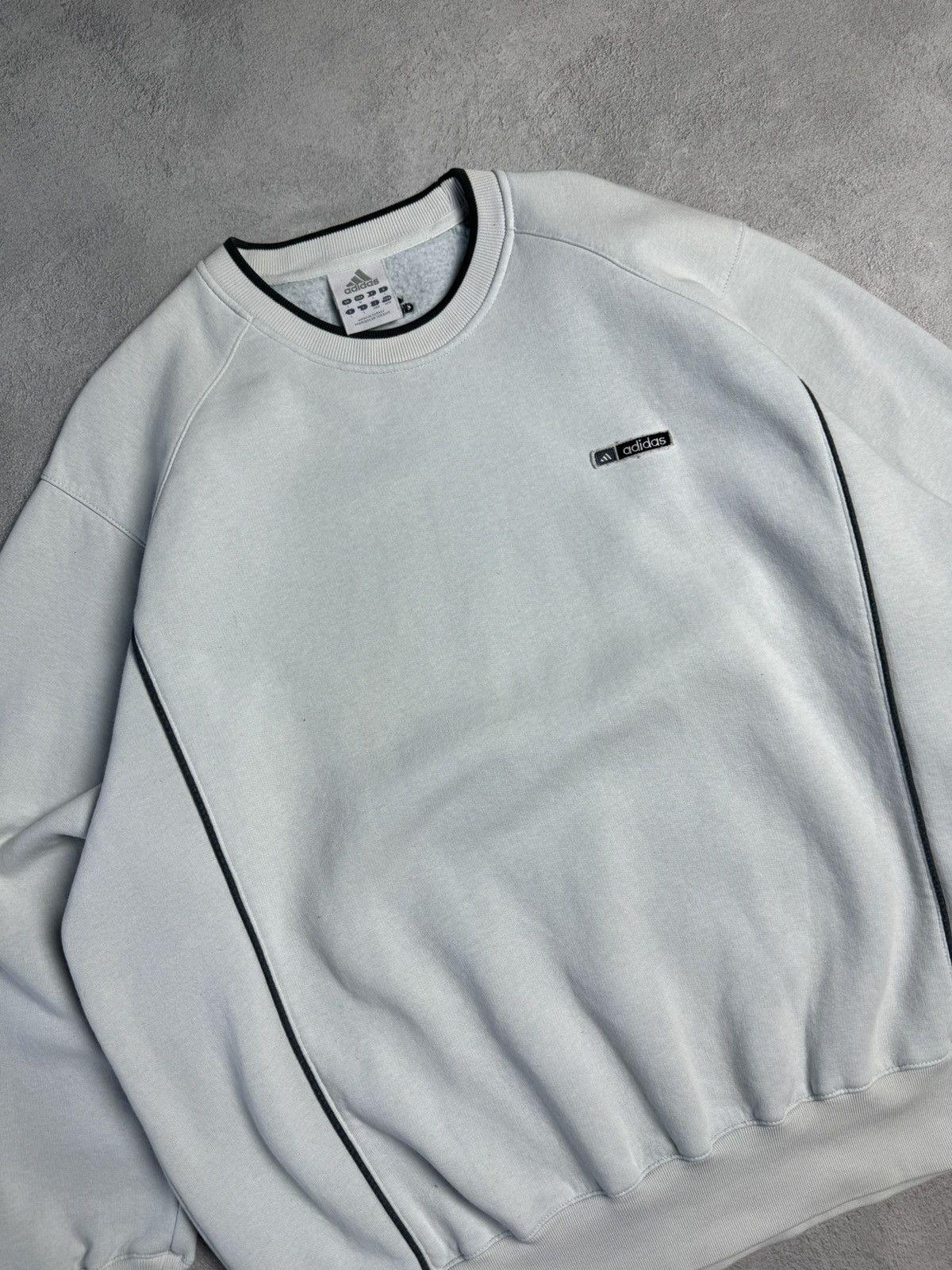 Adidas Vintage 00s Adidas Small Logo Cotton Crewneck Sweatshirt Size US L / EU 52-54 / 3 - 3 Thumbnail