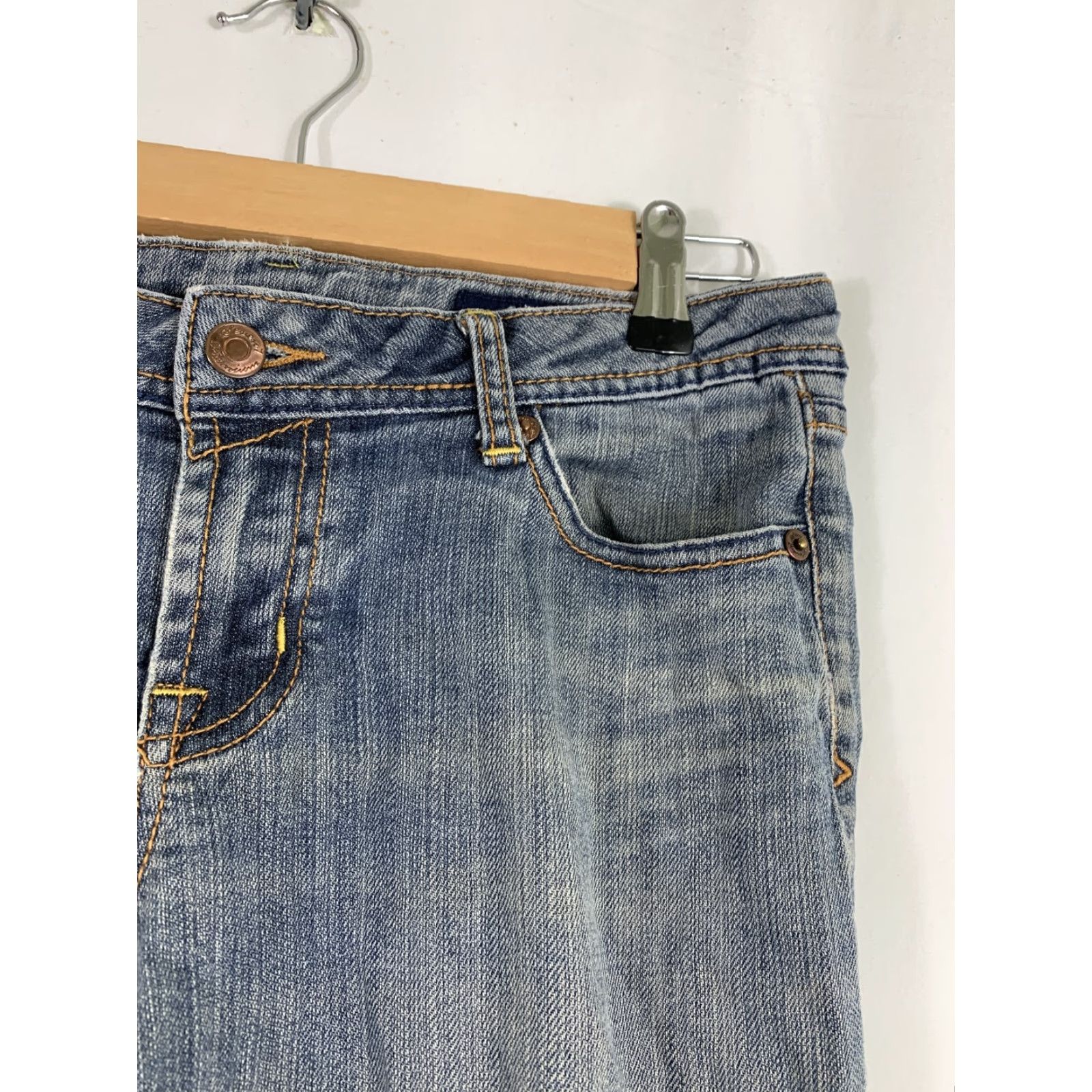 Vintage Seven7 Womens Size 30 Light Wash Flare Low Rise Jeans 33 Inseam Denim Blue Shirts? Size 30" / US 8 / IT 44 - 5 Thumbnail