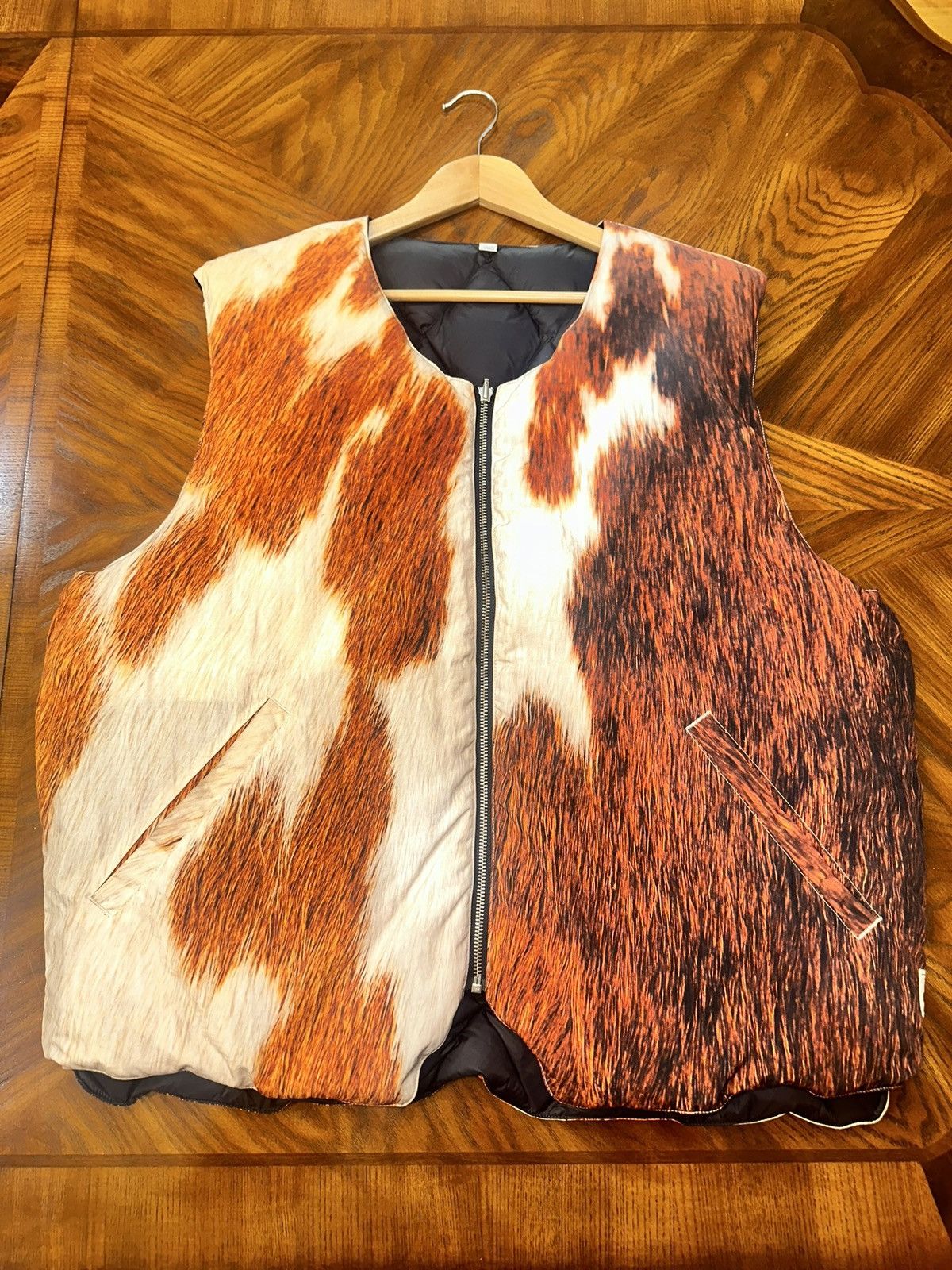 image of Stussy Reversible Quilted Vest ‘Cowhide’ Jacket Size X-Large in Cowprint, Men's