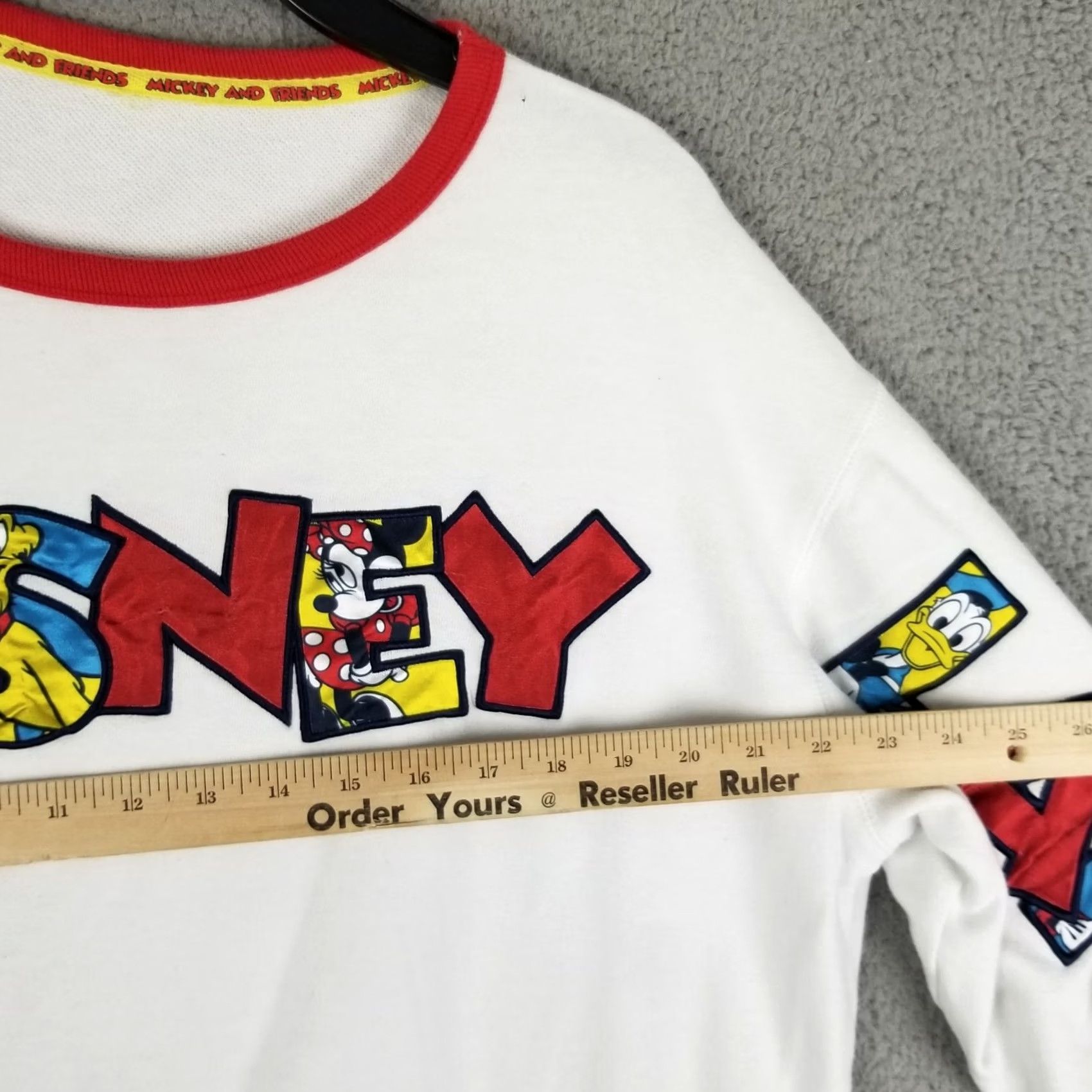 Disney Disney Sweatshirt Adult Large 21X23 White Crew Neck Embroidered Mickey Mouse Goofy Minnie Disney Logo Unisex Shirts Size US L / EU 52-54 / 3 - 5 Thumbnail