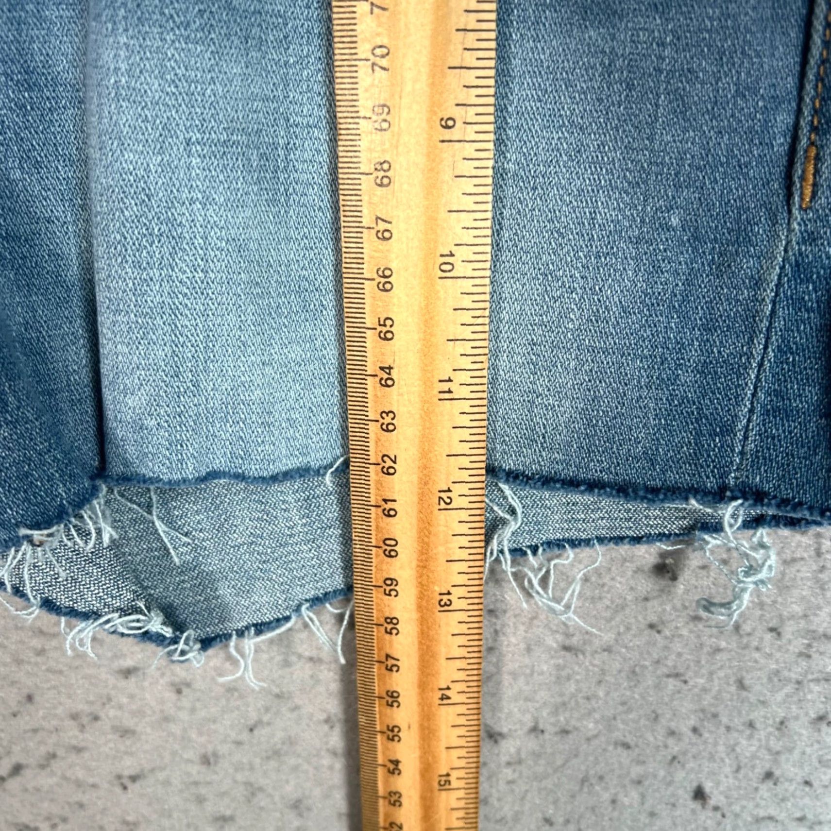 Vintage Aéropostale Womens Size 2 High Rise Curvy Midi Stretch Denim Shorts Blue NEW! Size 26" / US 2 / IT 38 - 6 Thumbnail