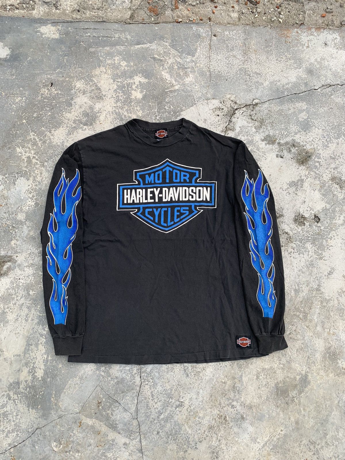 Vintage 90's Harley Davidson Blue Flame Long Sleeve Tshirt