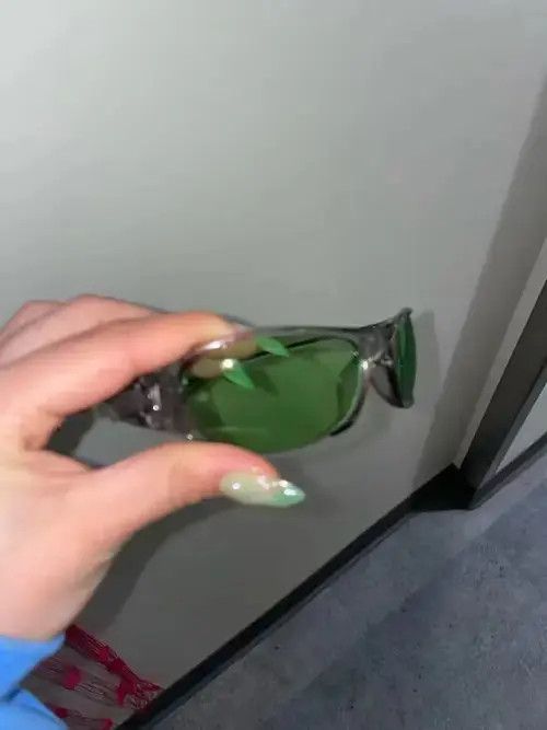 Designer Green Color Futuristic Cateye Glasses Punk Style Sunglasses Size ONE SIZE - 1 Thumbnail