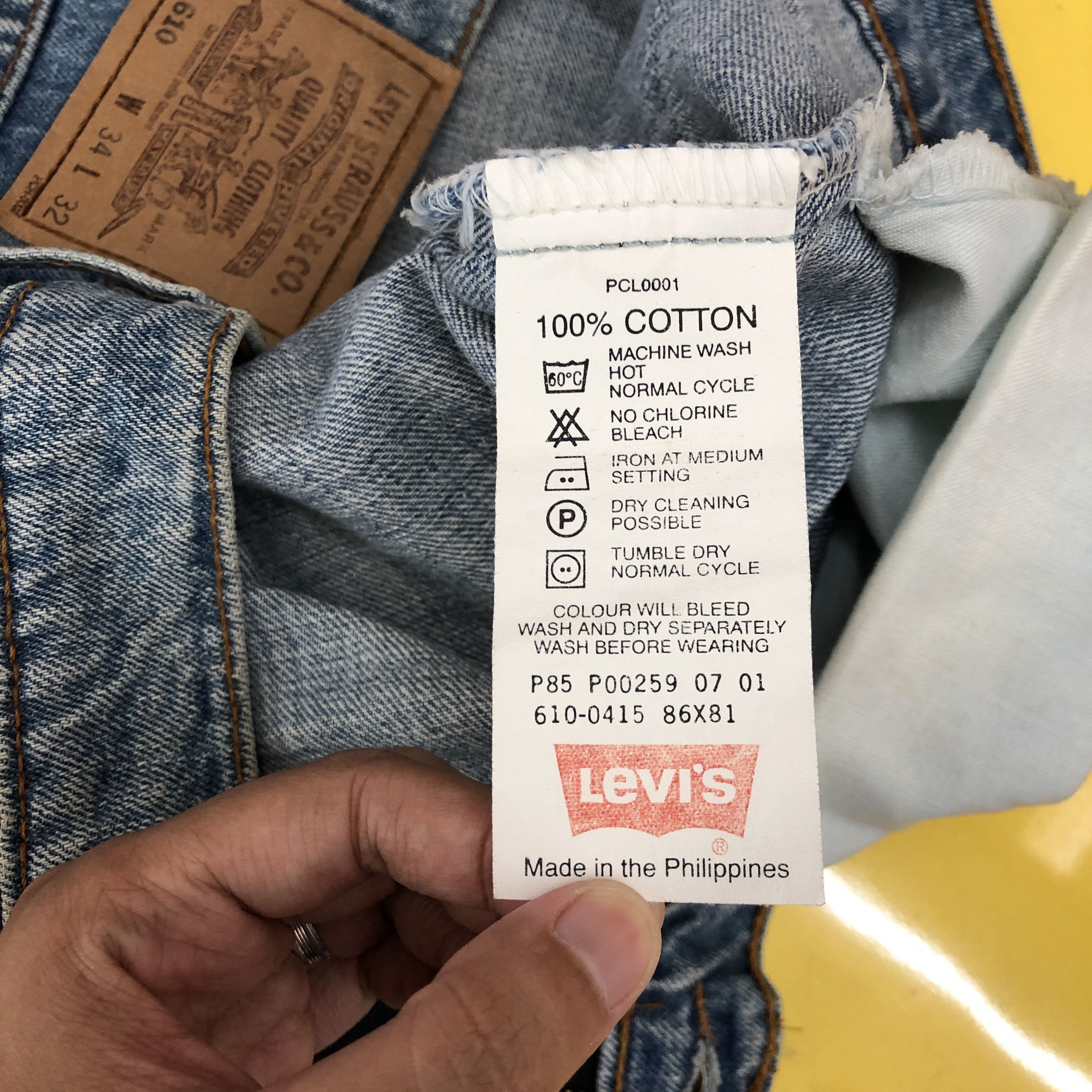 Levi's Vintage Levis Orange Tab Jeans Dirty Levi's Light Wash Denim Size US 33 - 6 Thumbnail