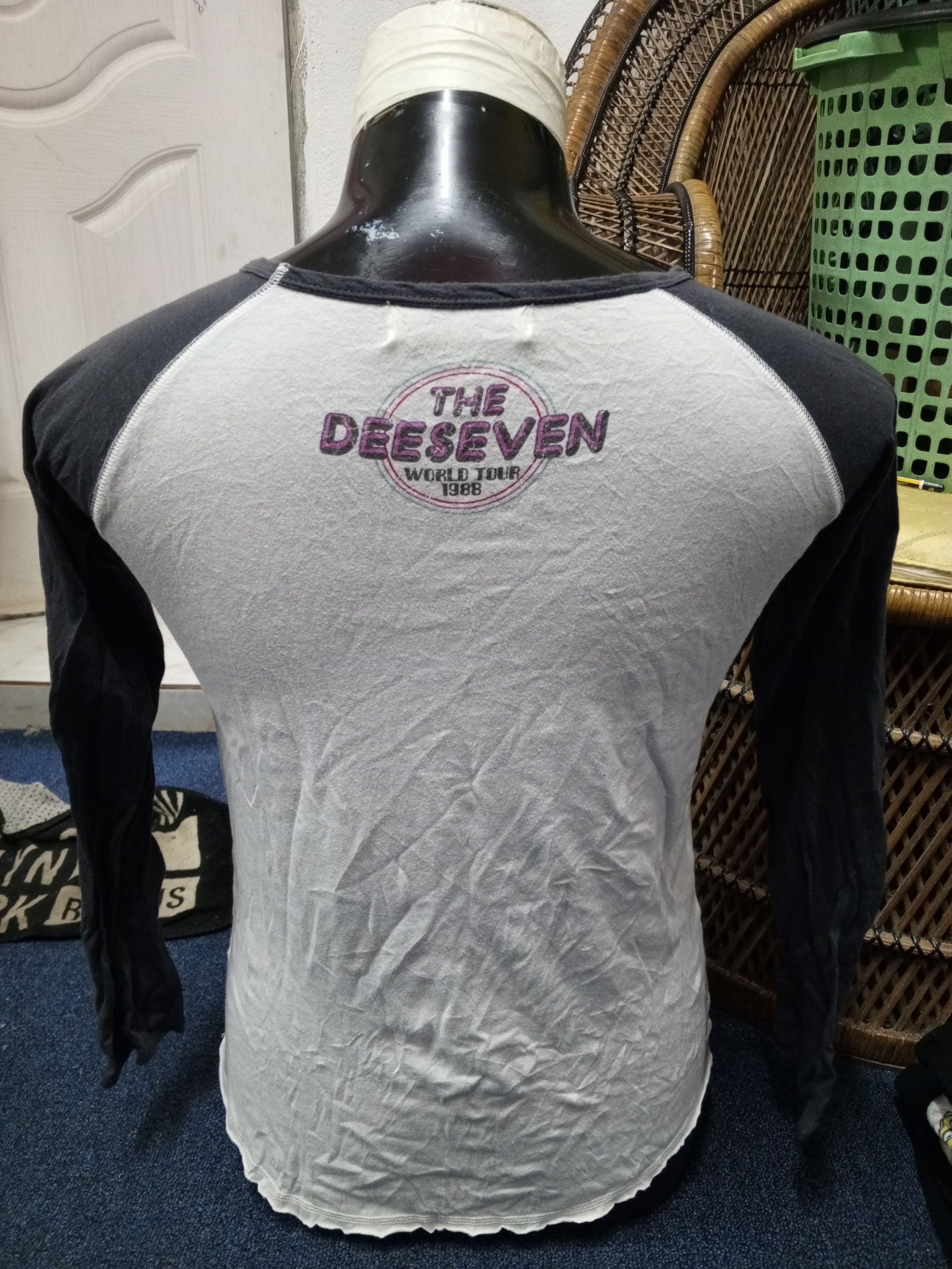 Band Tees Women long sleeve band the deeseven Size S / US 4 / IT 40 - 2 Thumbnail