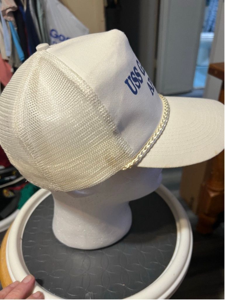 Vintage Men's Luna Basics USS Garrard APA 84 White Blue Trucker Hat Size ONE SIZE - 4 Thumbnail