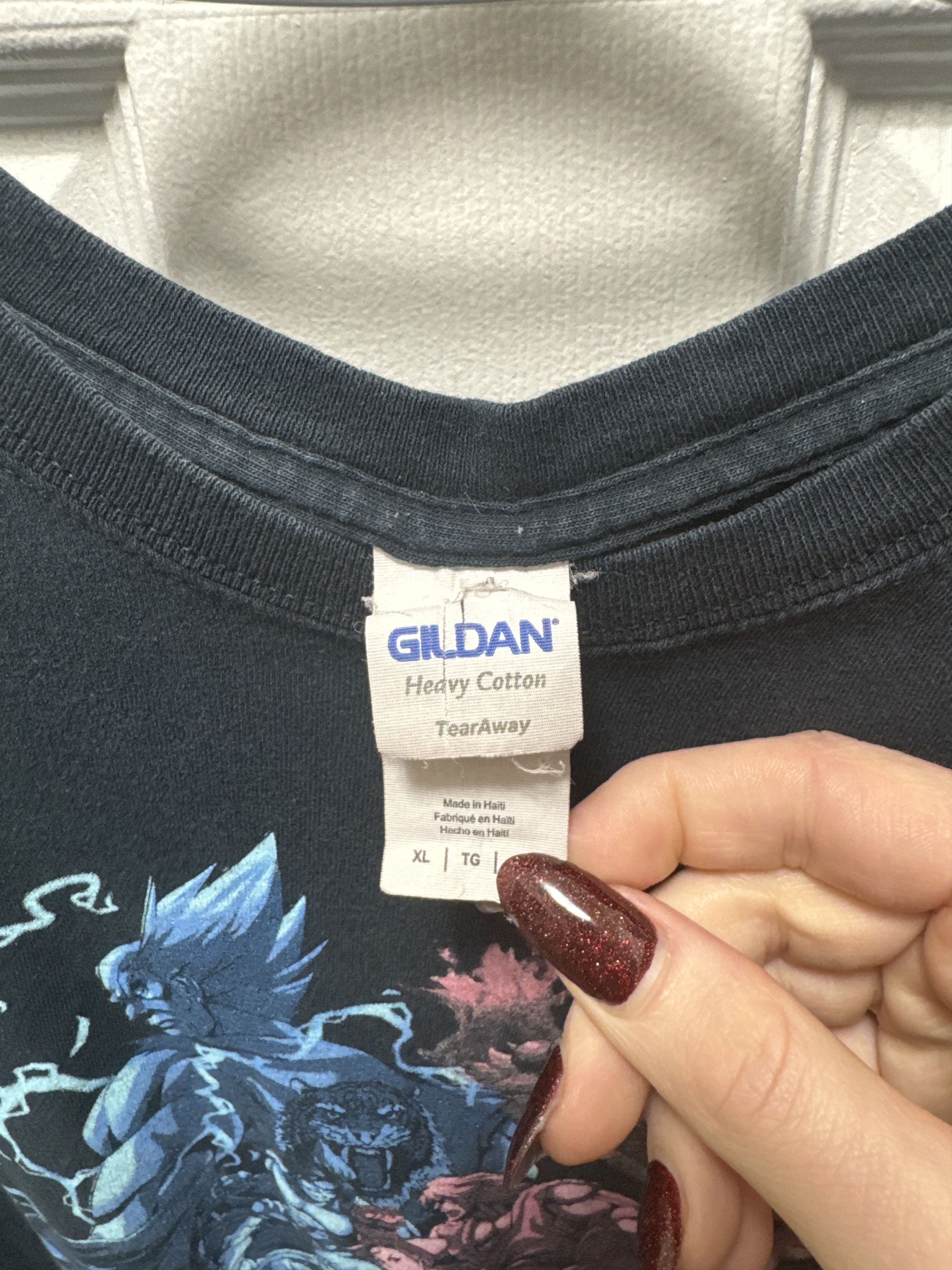 Gildan × Japanese Brand × Vintage Gildan Heavy Cotton Japanese Anime Blue Pink Vintage Size US XL / EU 56 / 4 - 3 Thumbnail
