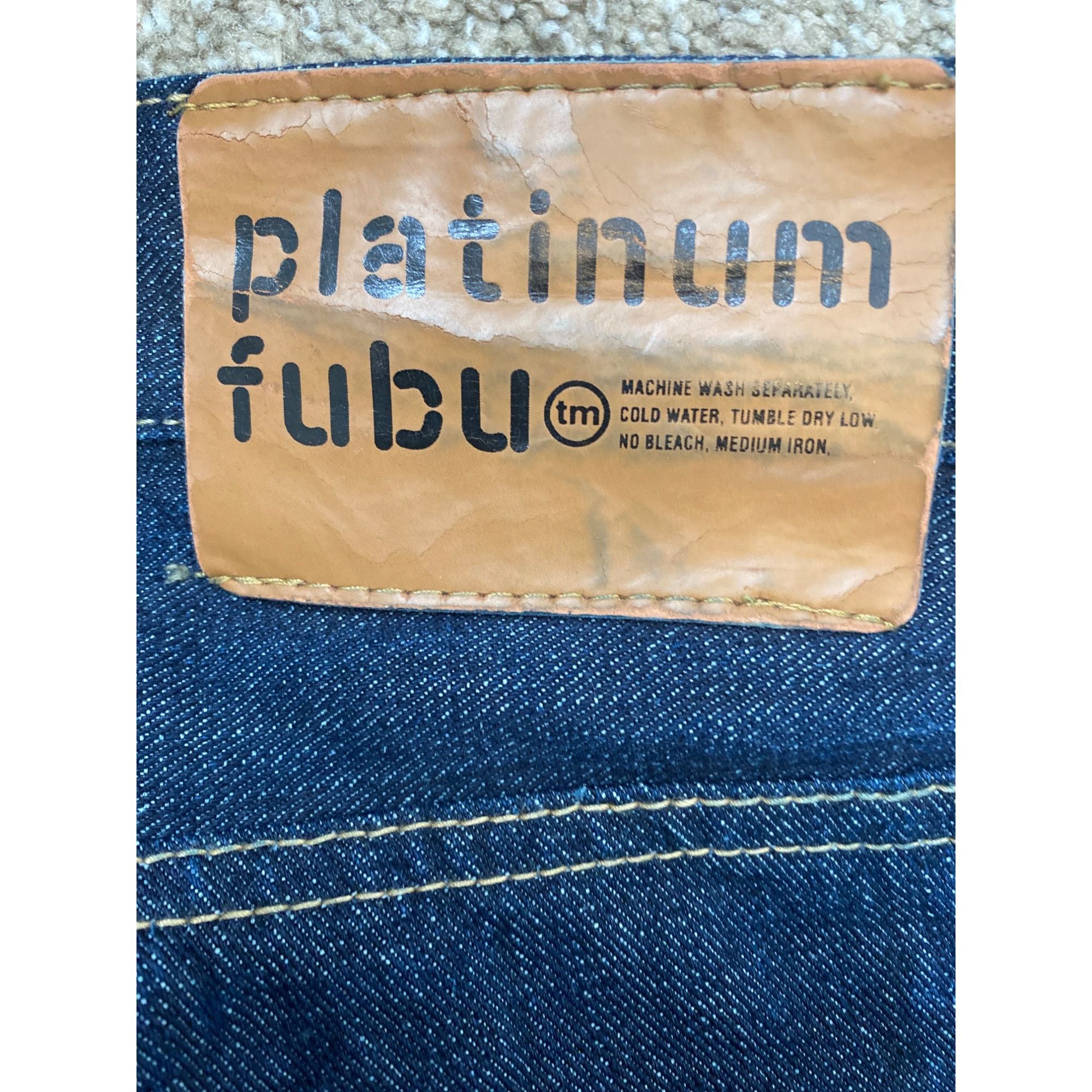 Fubu VINTAGE Y2K MEN'S PLATINUM FUBU EMBROIDERED HIP HOP BAGGY JE Size US 35 - 7 Thumbnail
