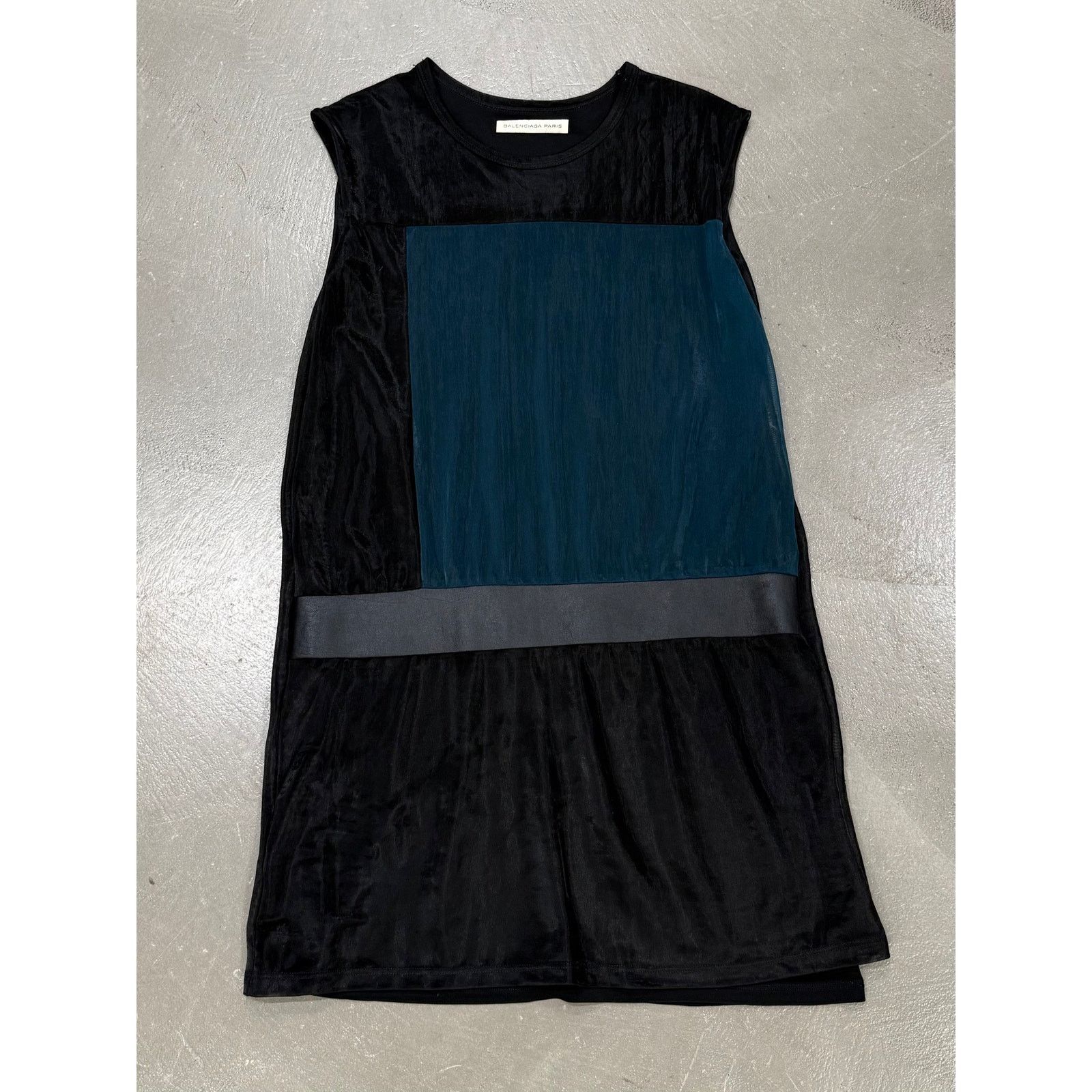Balenciaga 2000s Balenciaga by Ghesquiere paneled dress Size XS / US 0-2 / IT 36-38 - 1 Thumbnail
