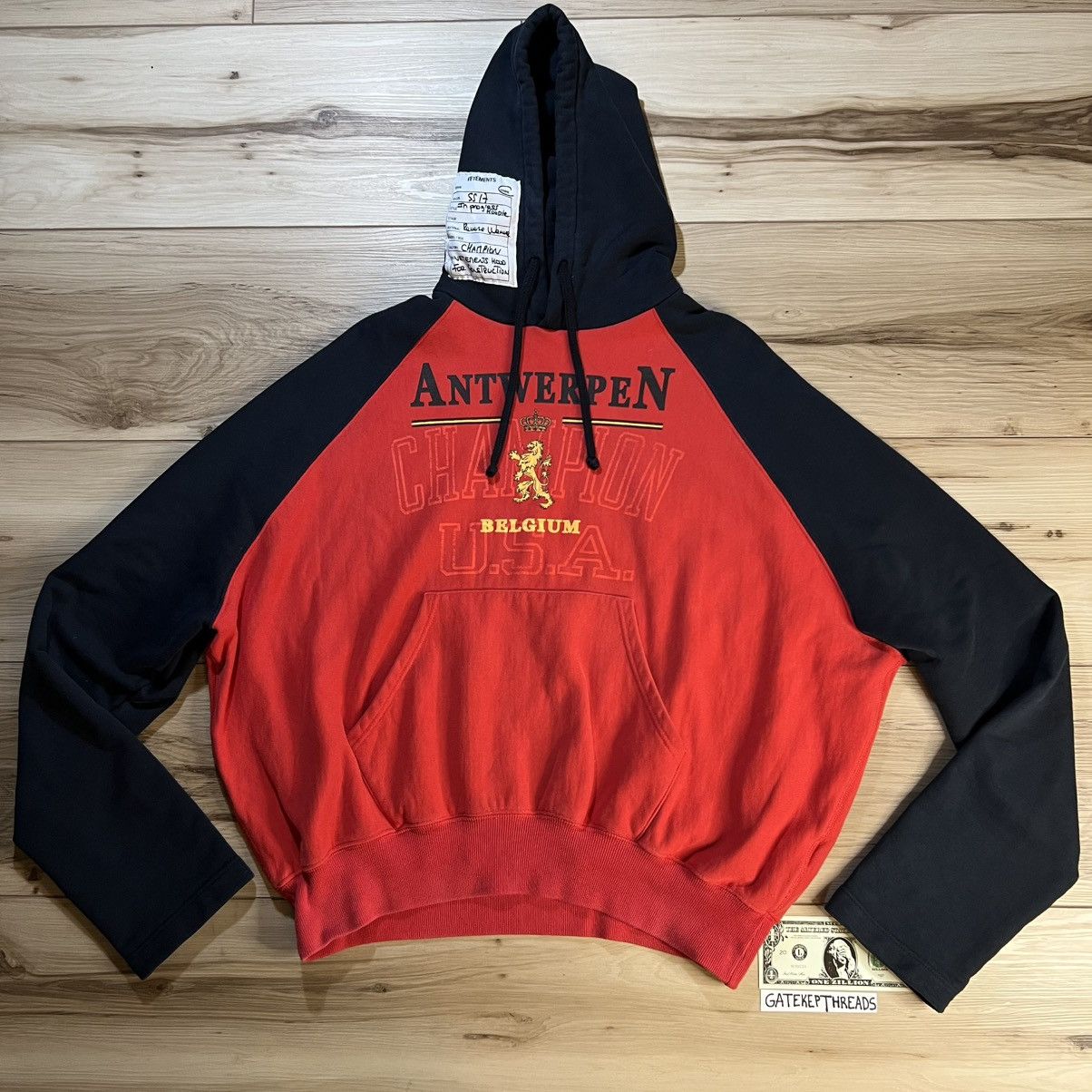 Champion × Vetements Vetements x Champion Antwerpen Hoodie size M