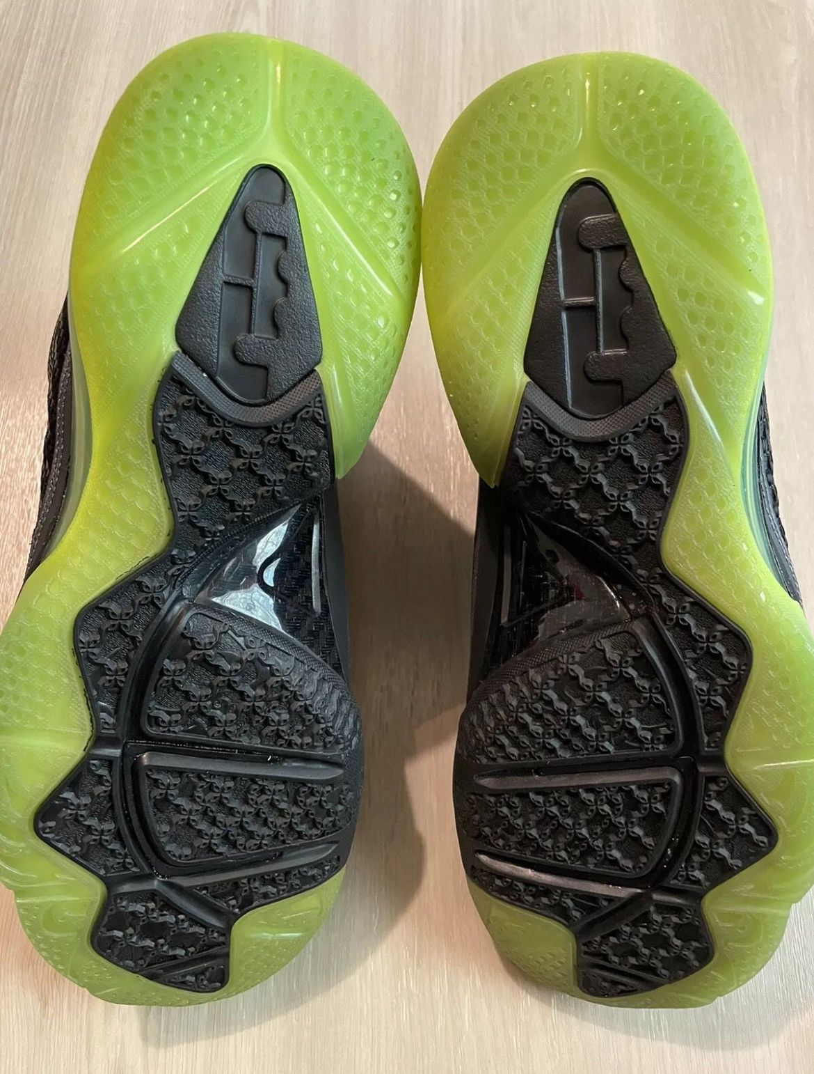 Designer × Nike New 2011 Nike Lebron 9 “Dunkman” Dark Grey/Blk-Volt Size 9.5 Size US 9.5 / EU 42-43 - 4 Thumbnail