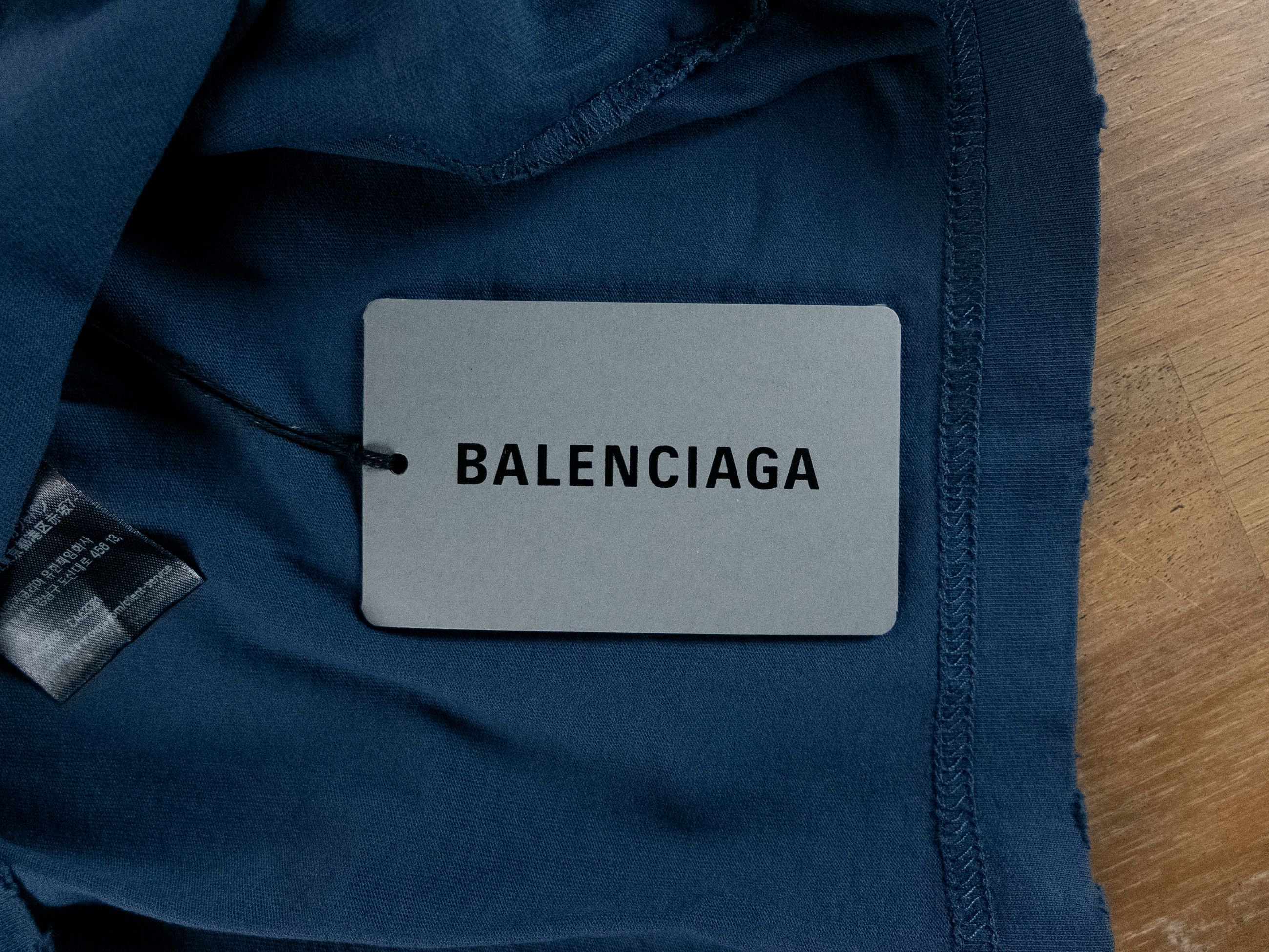 Balenciaga BALENCIAGA Laurel BB logo blue oversize t-shirt Size Large Size US L / EU 52-54 / 3 - 7 Thumbnail