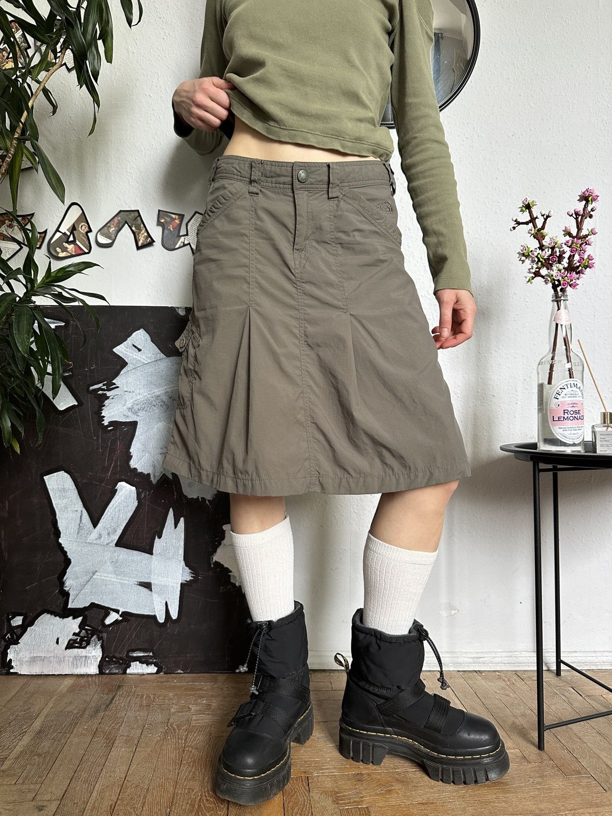 The North Face The North Face Nylon Cargo Outdoor Midi Khaki Skirt Size 27" / US 4 / IT 40 - 2 Thumbnail