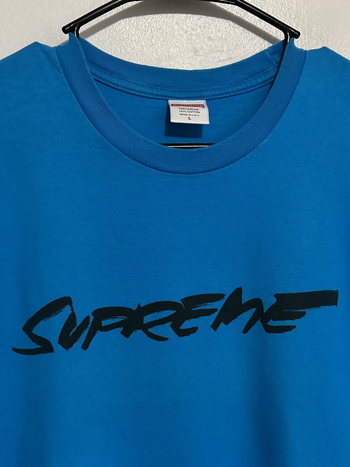 Supreme Supreme Futura Logo Tee Size US L / EU 52-54 / 3 - 2 Thumbnail
