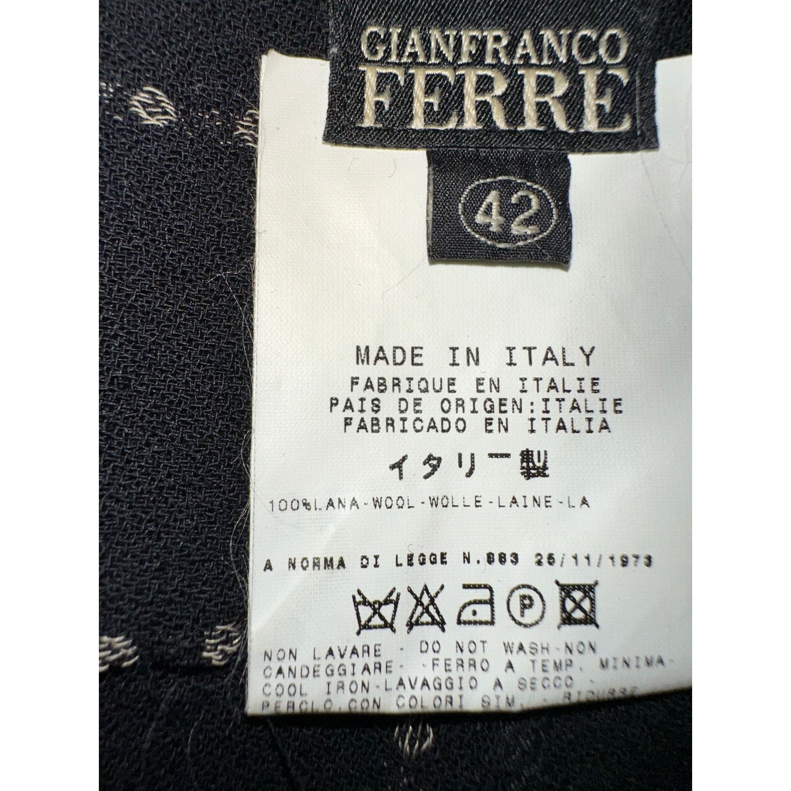 Gianfranco Ferre 80s GIANFRANCO FERRE BLACK WOOL PANEL SKIRT ITALY 42 Size 28" / US 6 / IT 42 - 3 Thumbnail